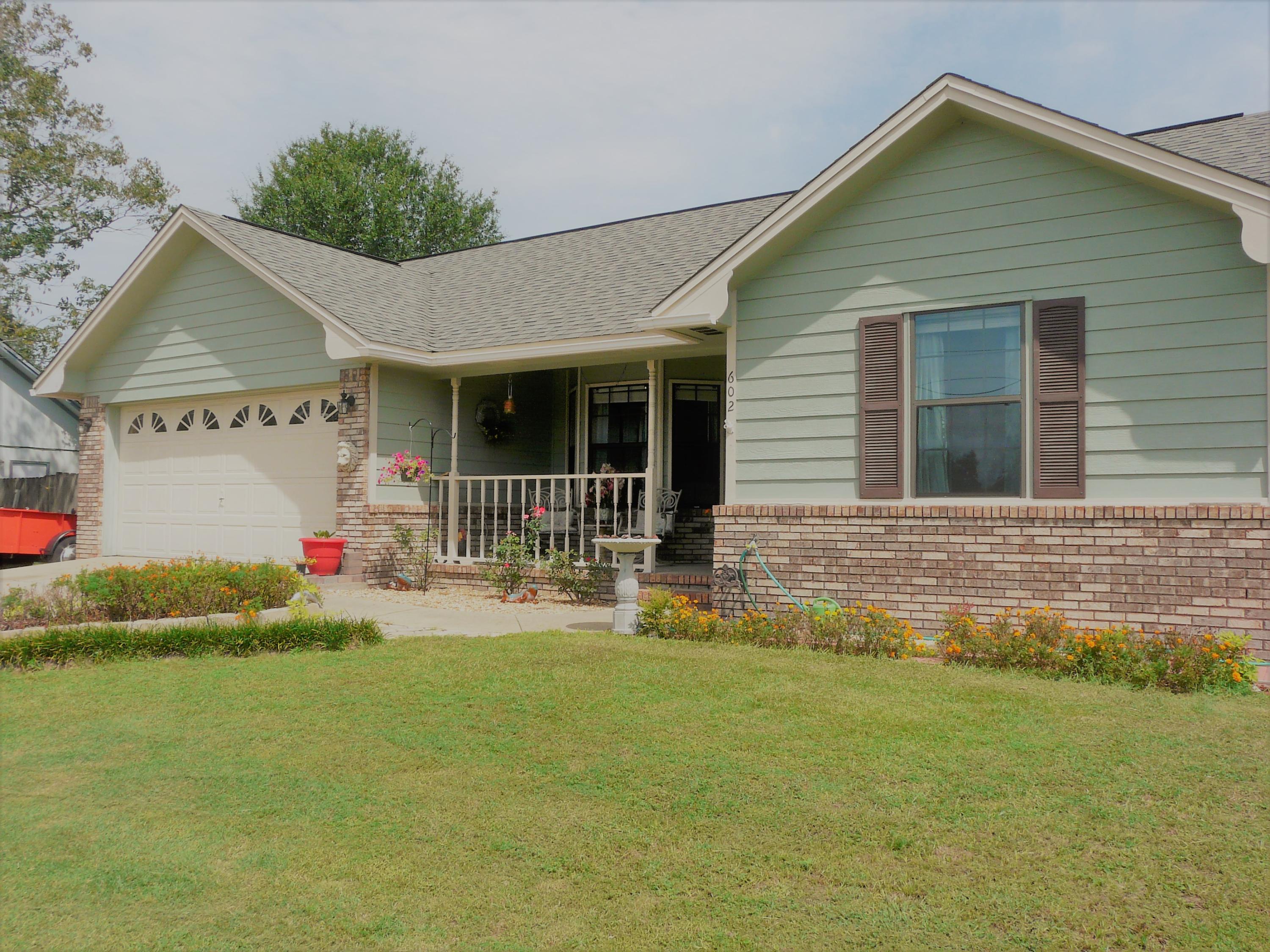 COUNTRYVIEW ESTATES 3RD ADDN - Residential