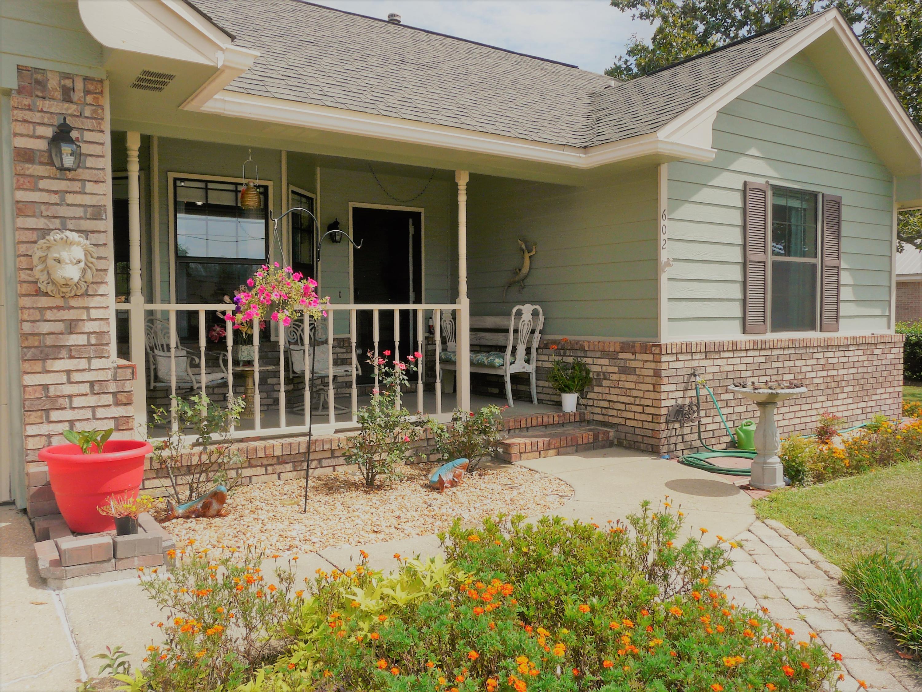 COUNTRYVIEW ESTATES 3RD ADDN - Residential