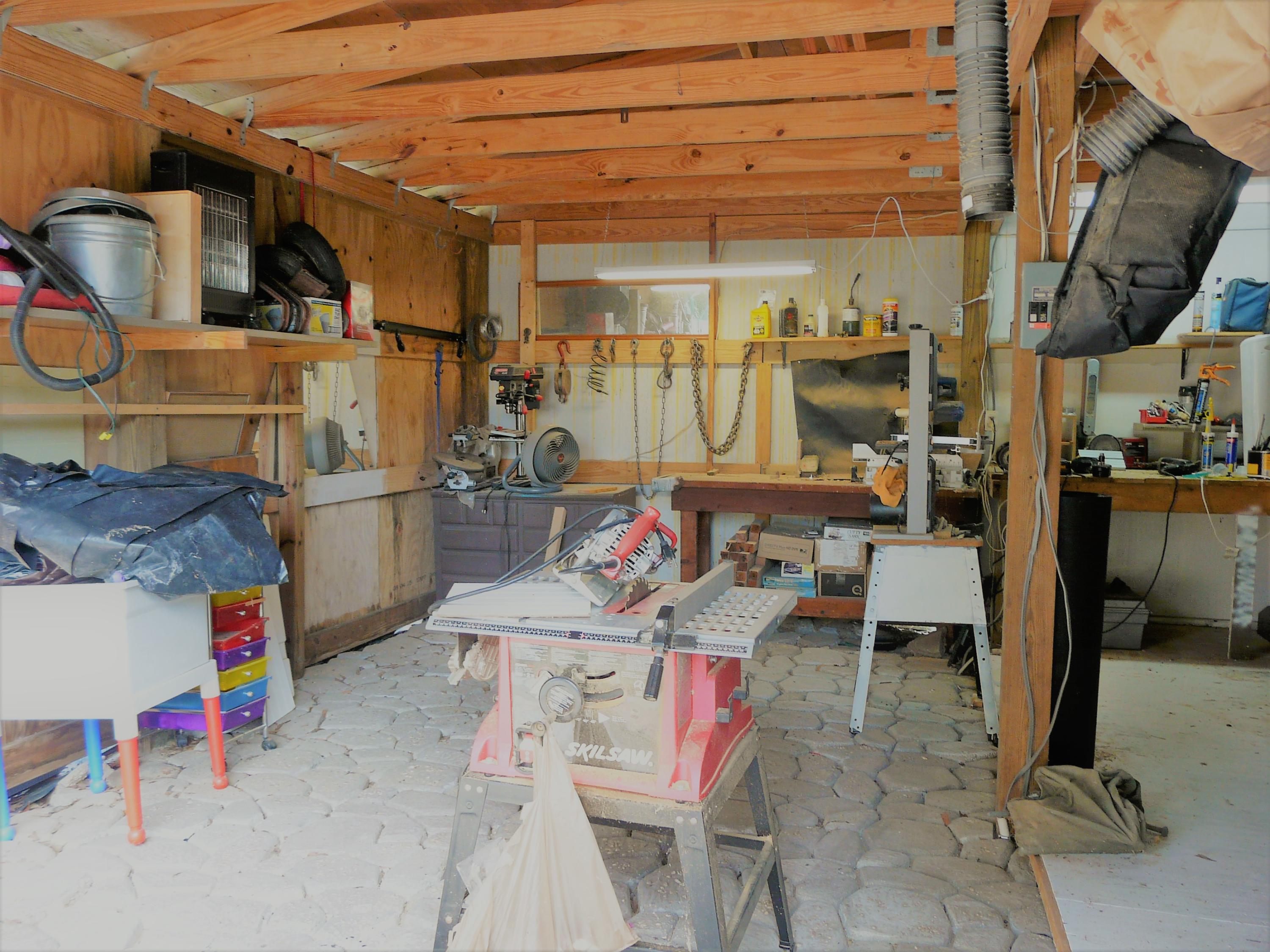 COUNTRYVIEW ESTATES 3RD ADDN - Residential