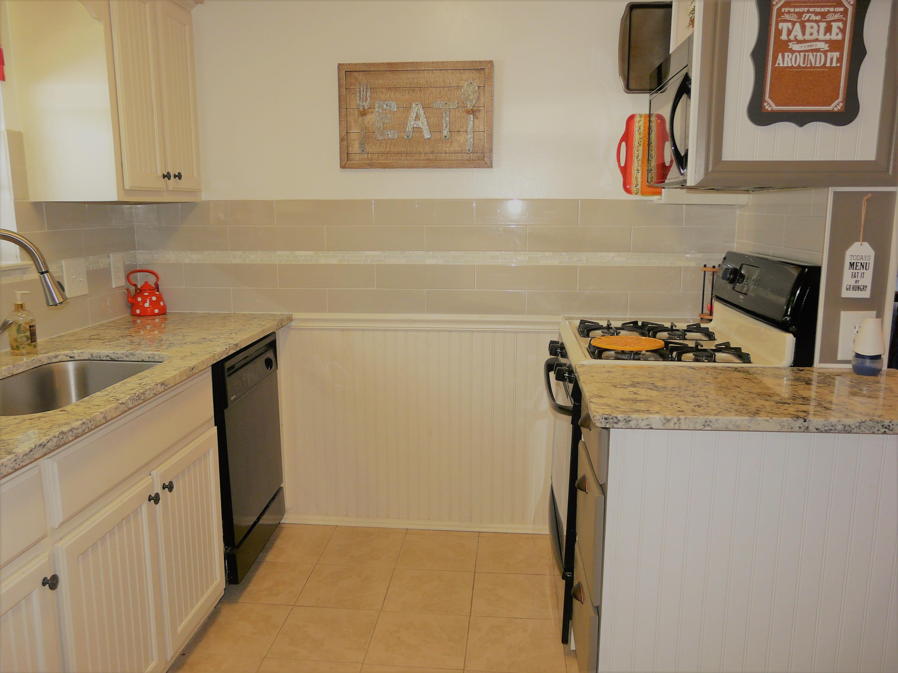 COUNTRYVIEW ESTATES 3RD ADDN - Residential