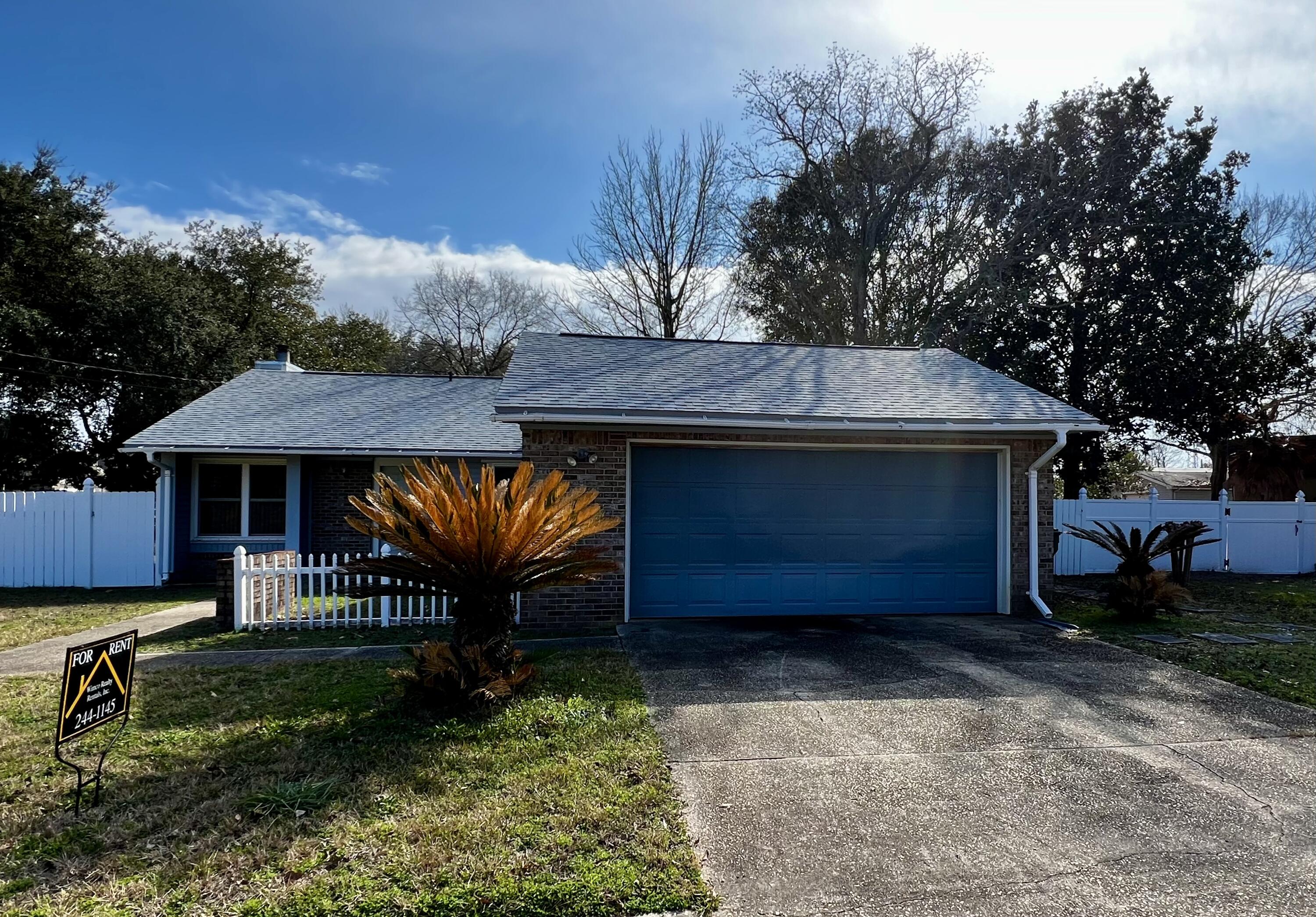 Nice 3 bedroom home on a cul-de-sac. This home is just a short driver to Hurlburt Field, shopping and restaurants. Large backyard! Square footage does not include the extra office off the master suite, which has it's own entrance. Fireplace is for decoration only, No pets.
