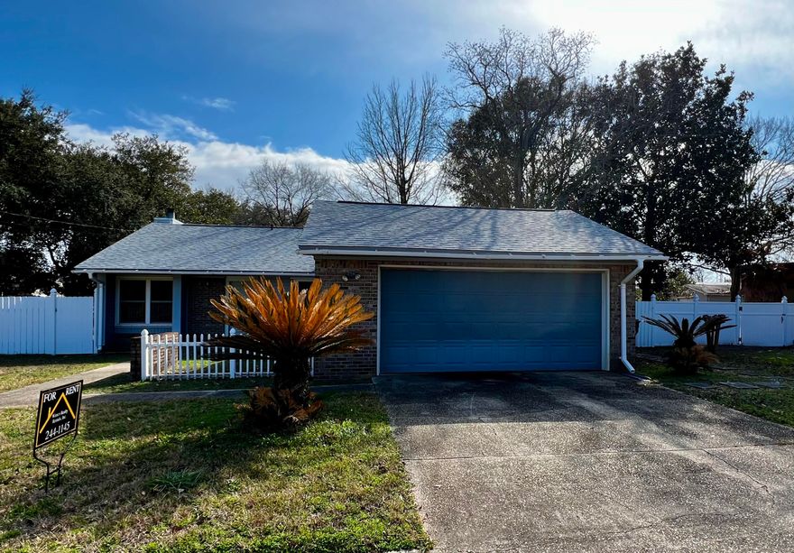 Nice 3 bedroom home on a cul-de-sac. This home is just a short driver to Hurlburt Field, shopping and restaurants.  Large backyard! Square footage does not include the extra office off the master suite, which has it's own entrance.  Fireplace is for decoration only, No pets.