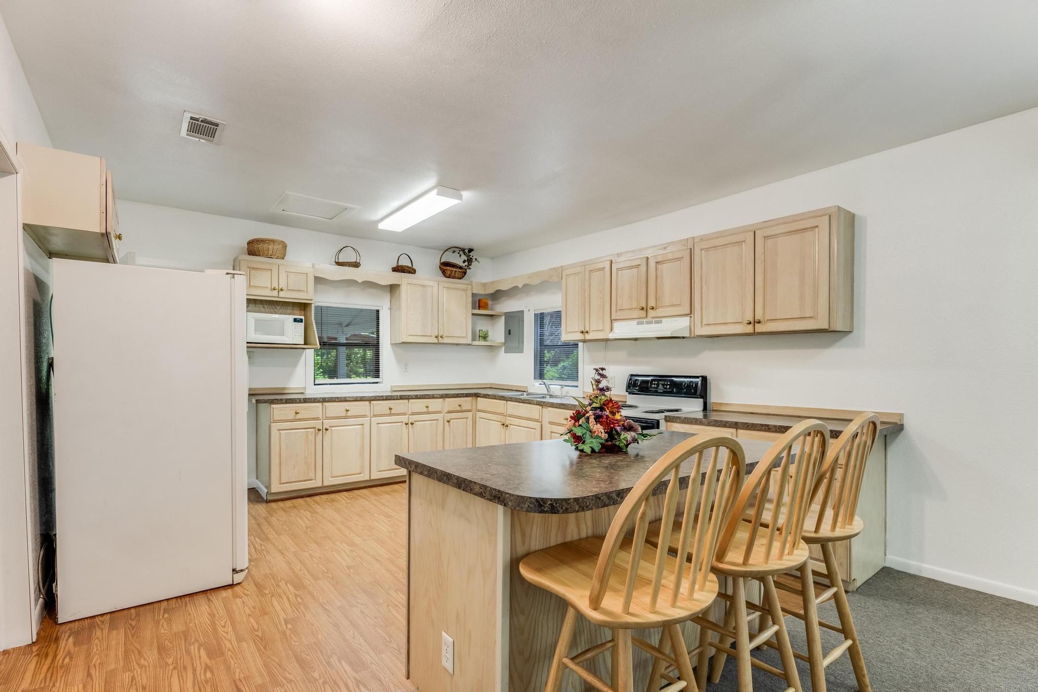 EDNEYS 2ND ADDN - Residential