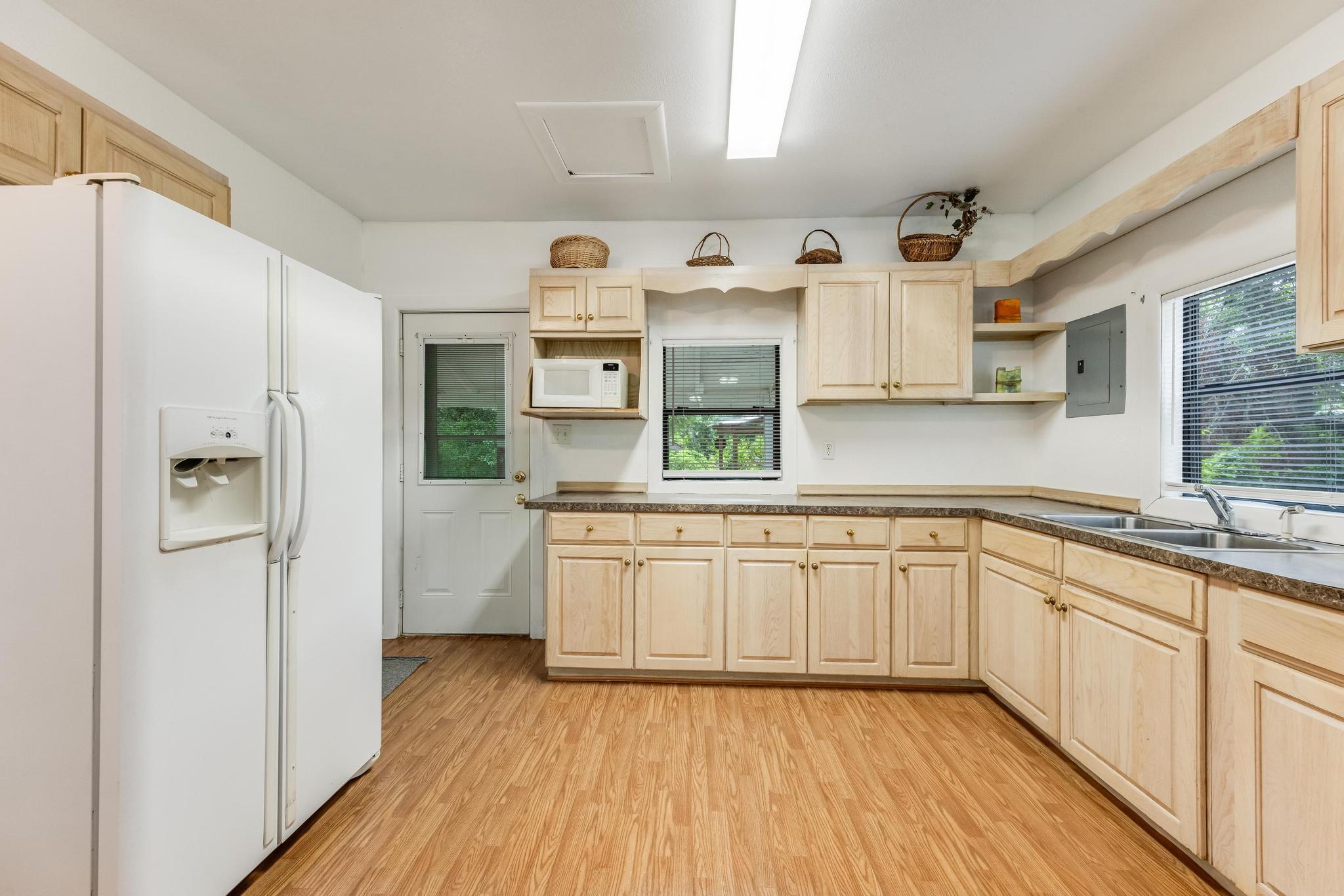 EDNEYS 2ND ADDN - Residential