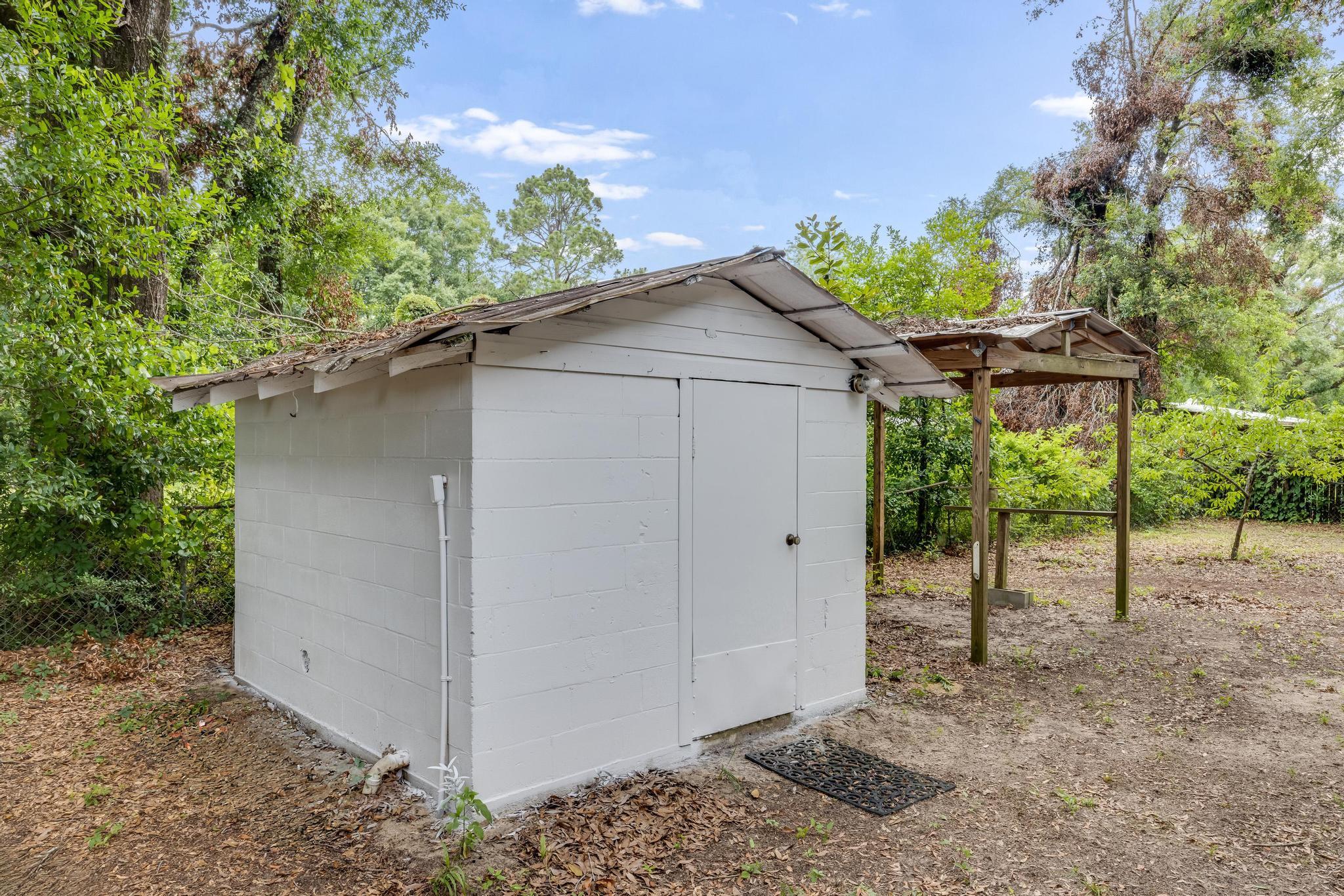 EDNEYS 2ND ADDN - Residential