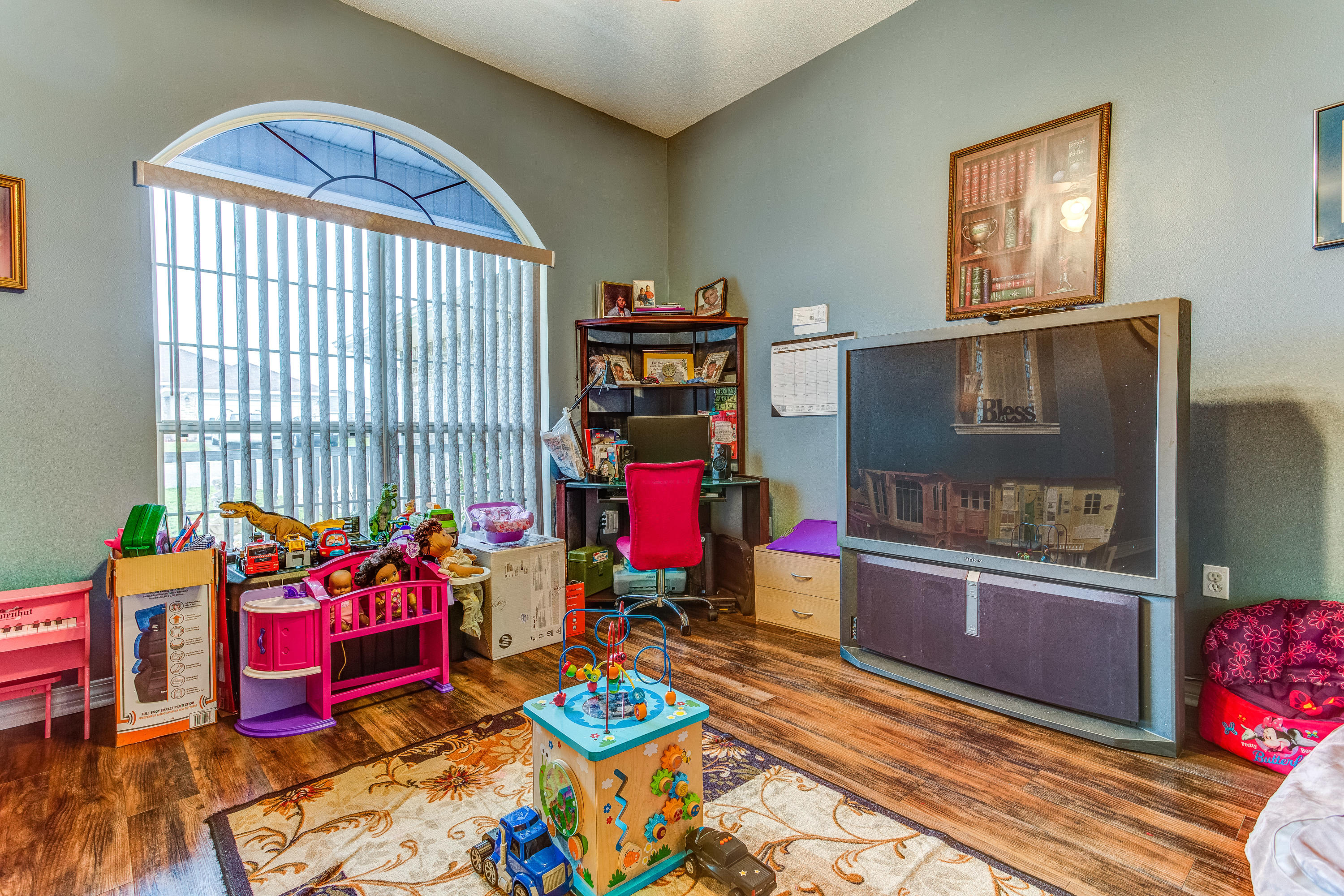 IRON GATE S/D PH I - Residential