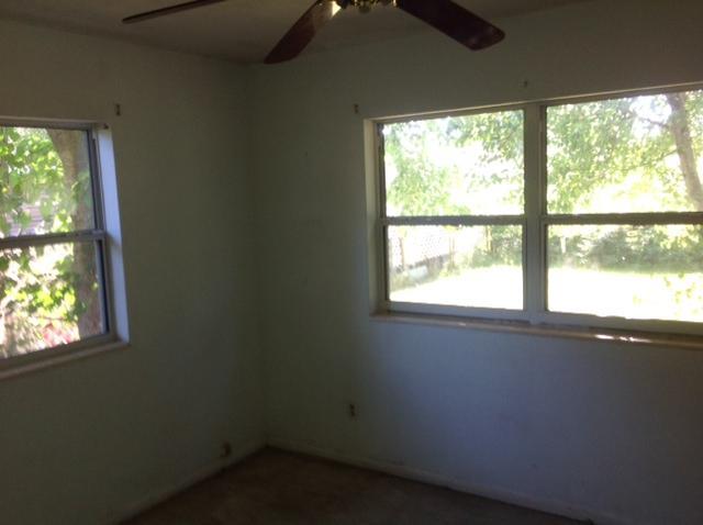 OAK TREE PARK - Residential