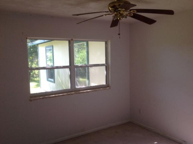 OAK TREE PARK - Residential