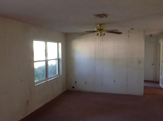 OAK TREE PARK - Residential