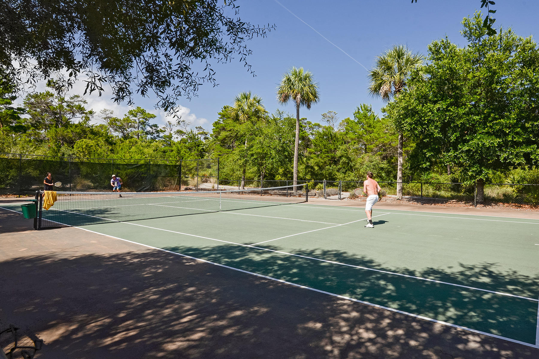 Six Palms - Residential