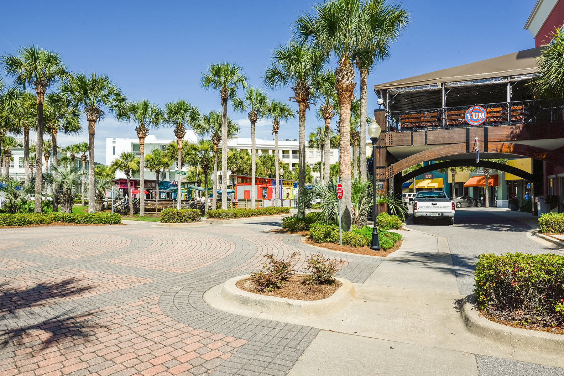 Six Palms - Residential