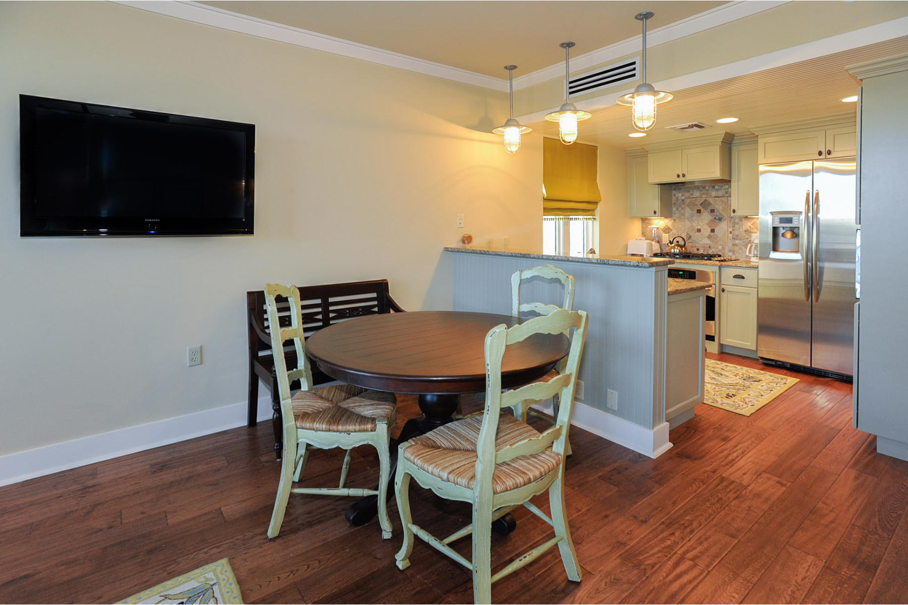 Six Palms - Residential