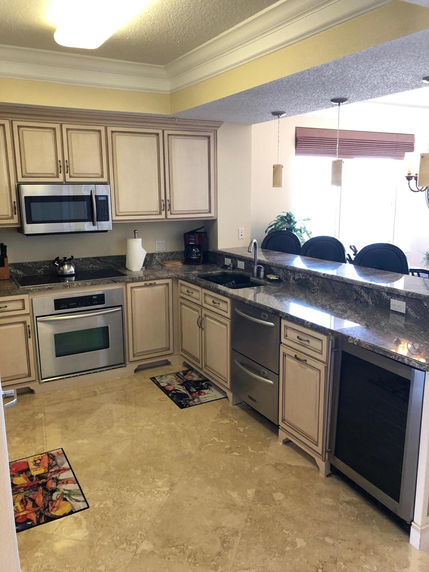 SUMMERWIND - Residential