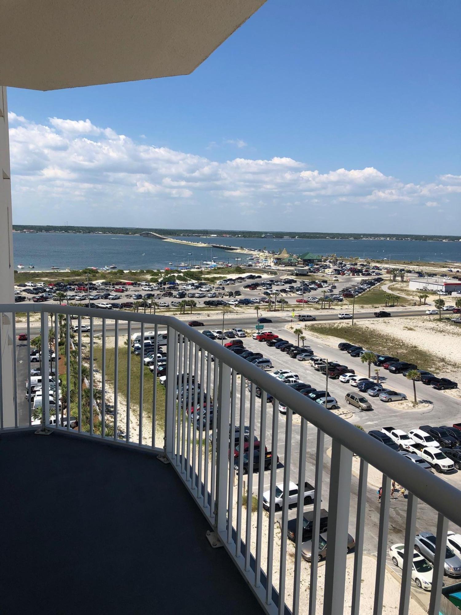 SUMMERWIND - Residential