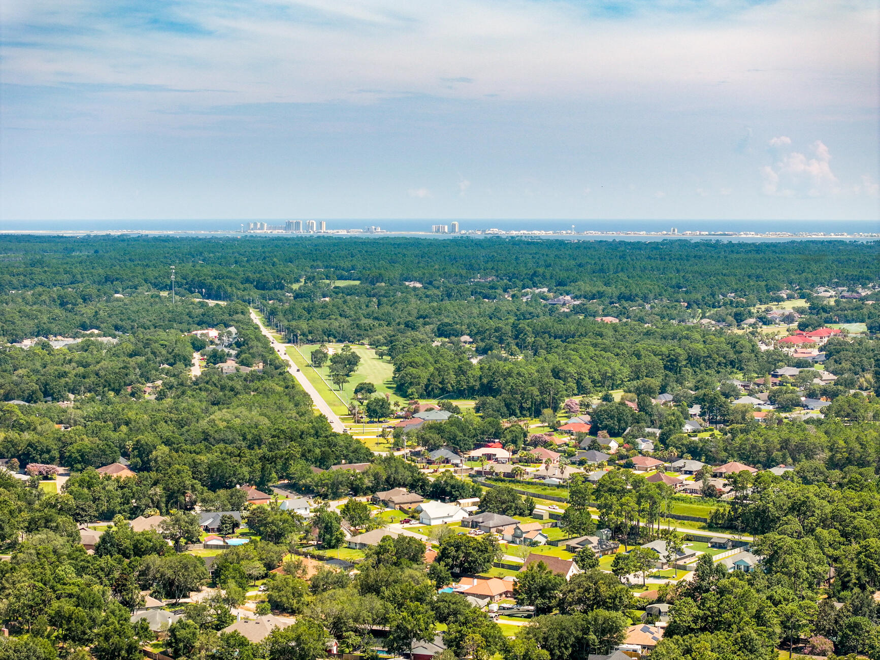 ROBLEDAL ESTATES - Residential Lease