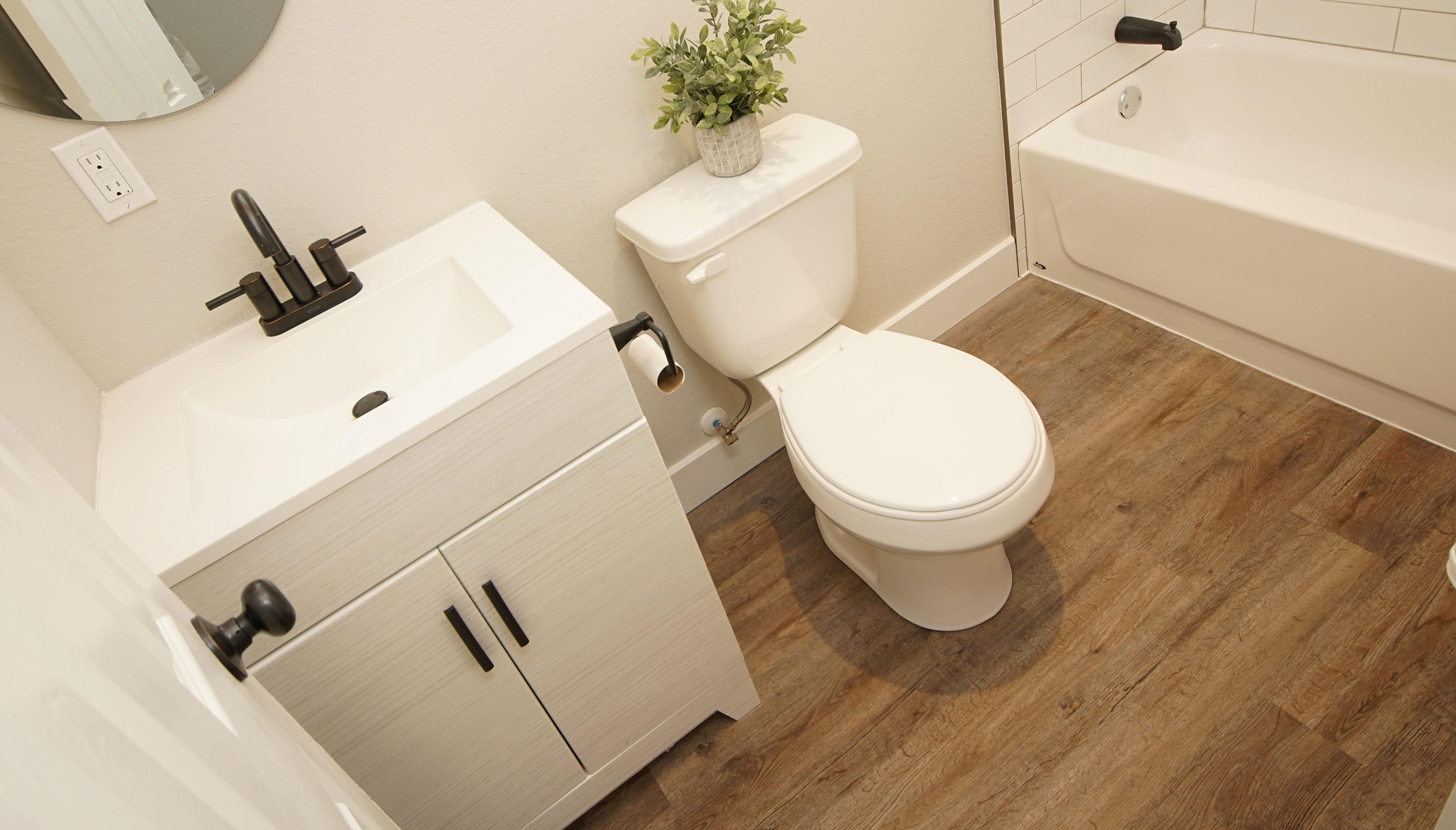 BEL AIR - Residential