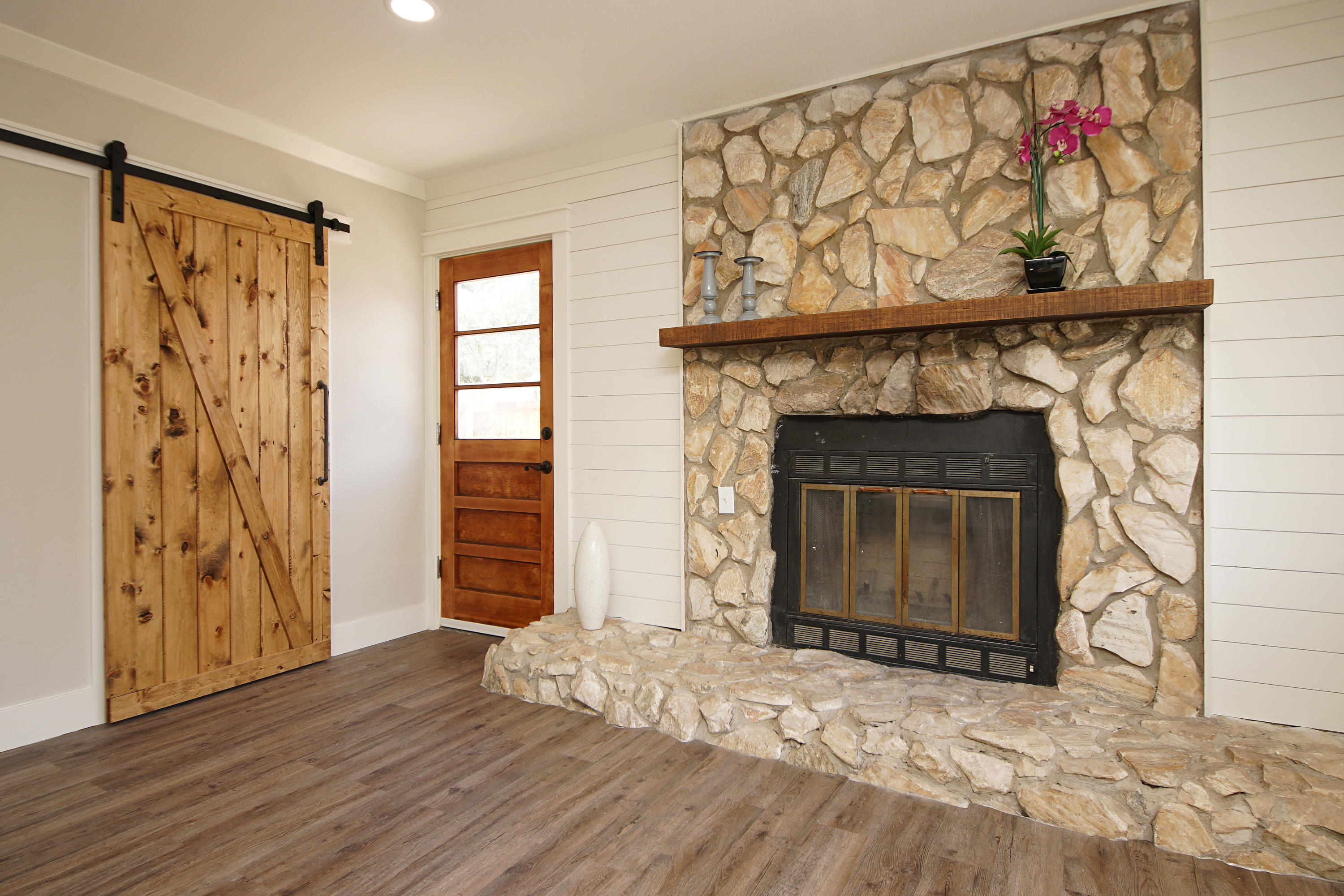 BEL AIR - Residential