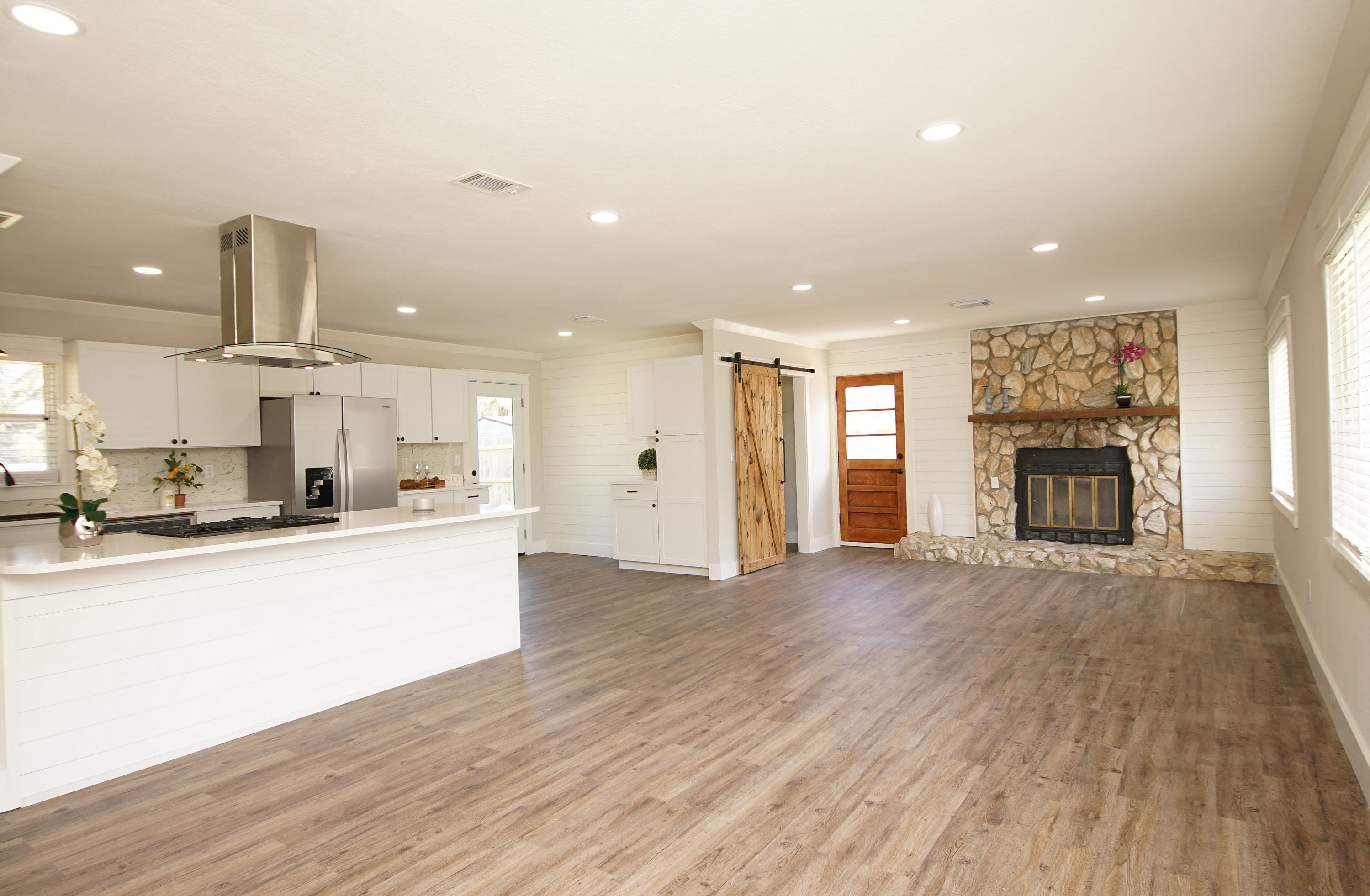 BEL AIR - Residential