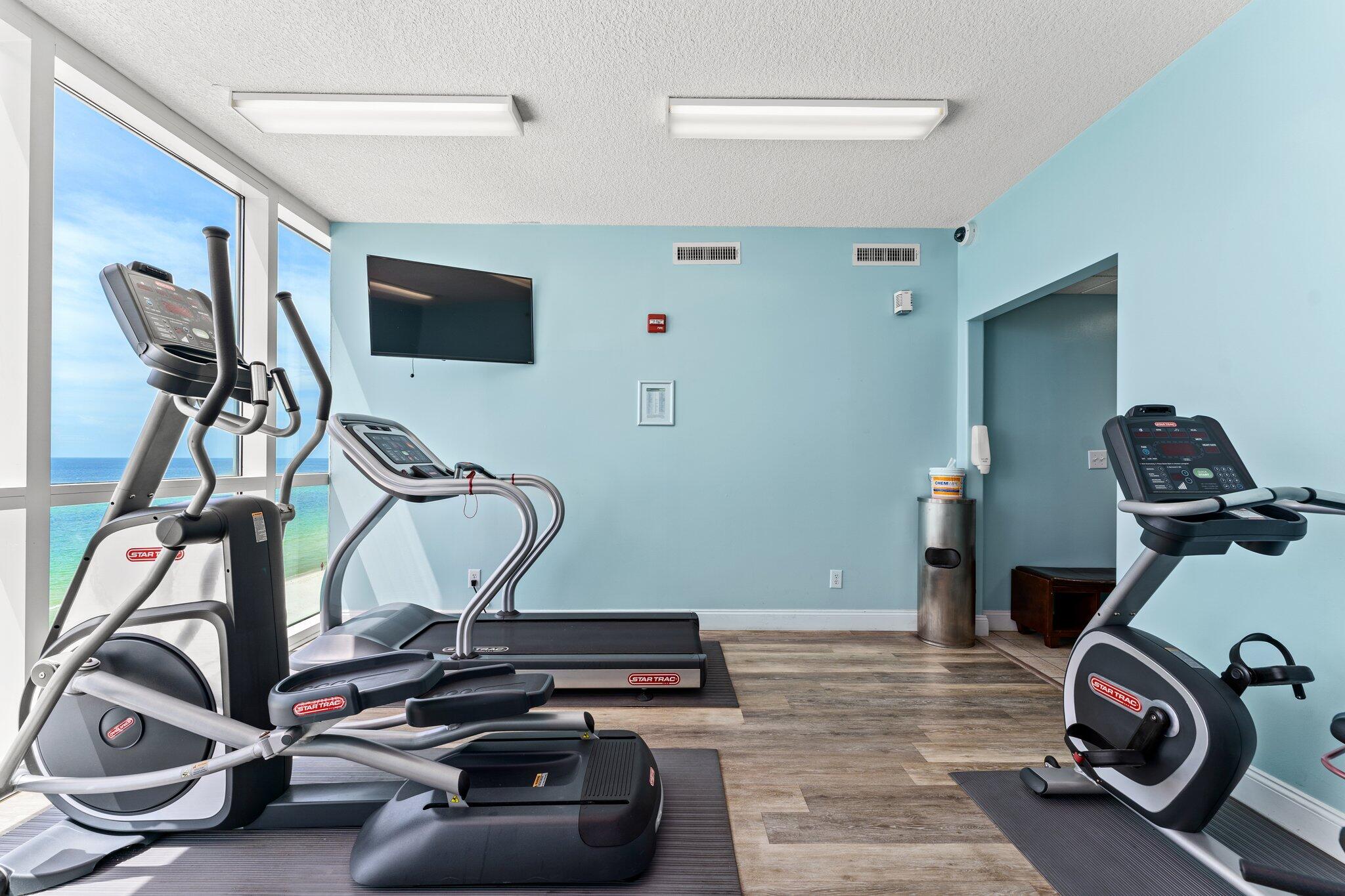 TROPIC WINDS - Residential