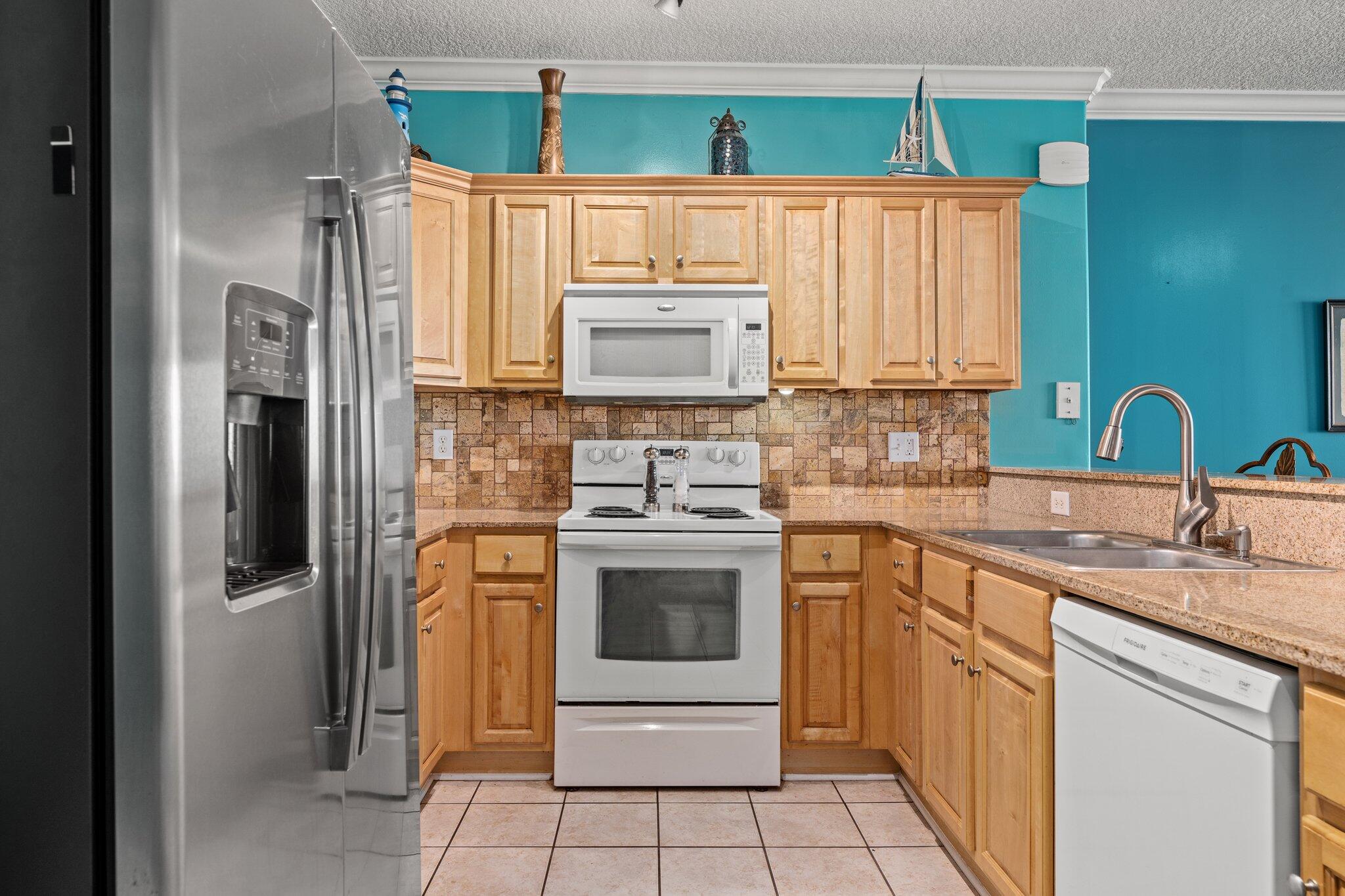 TROPIC WINDS - Residential