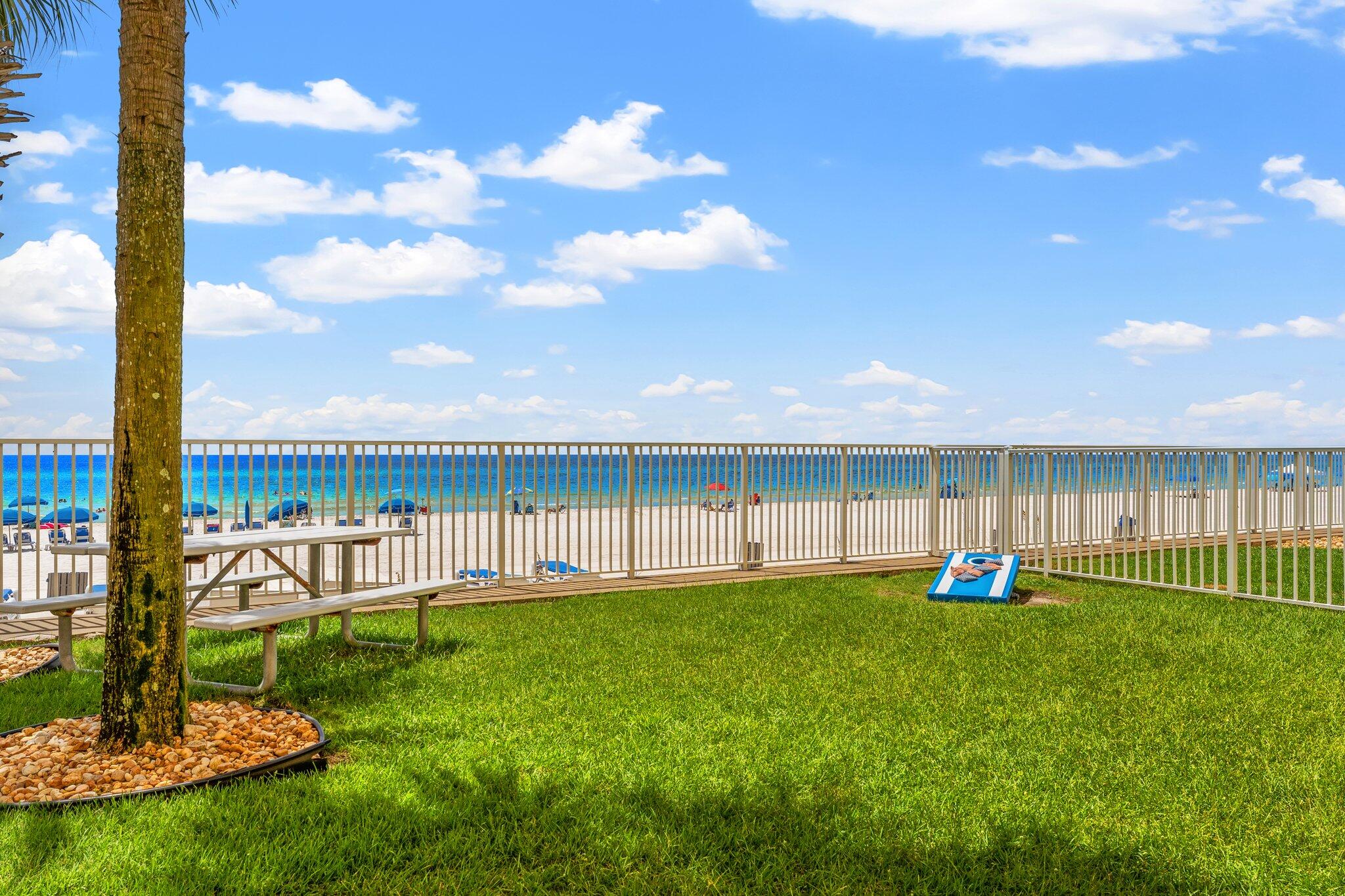 TROPIC WINDS - Residential