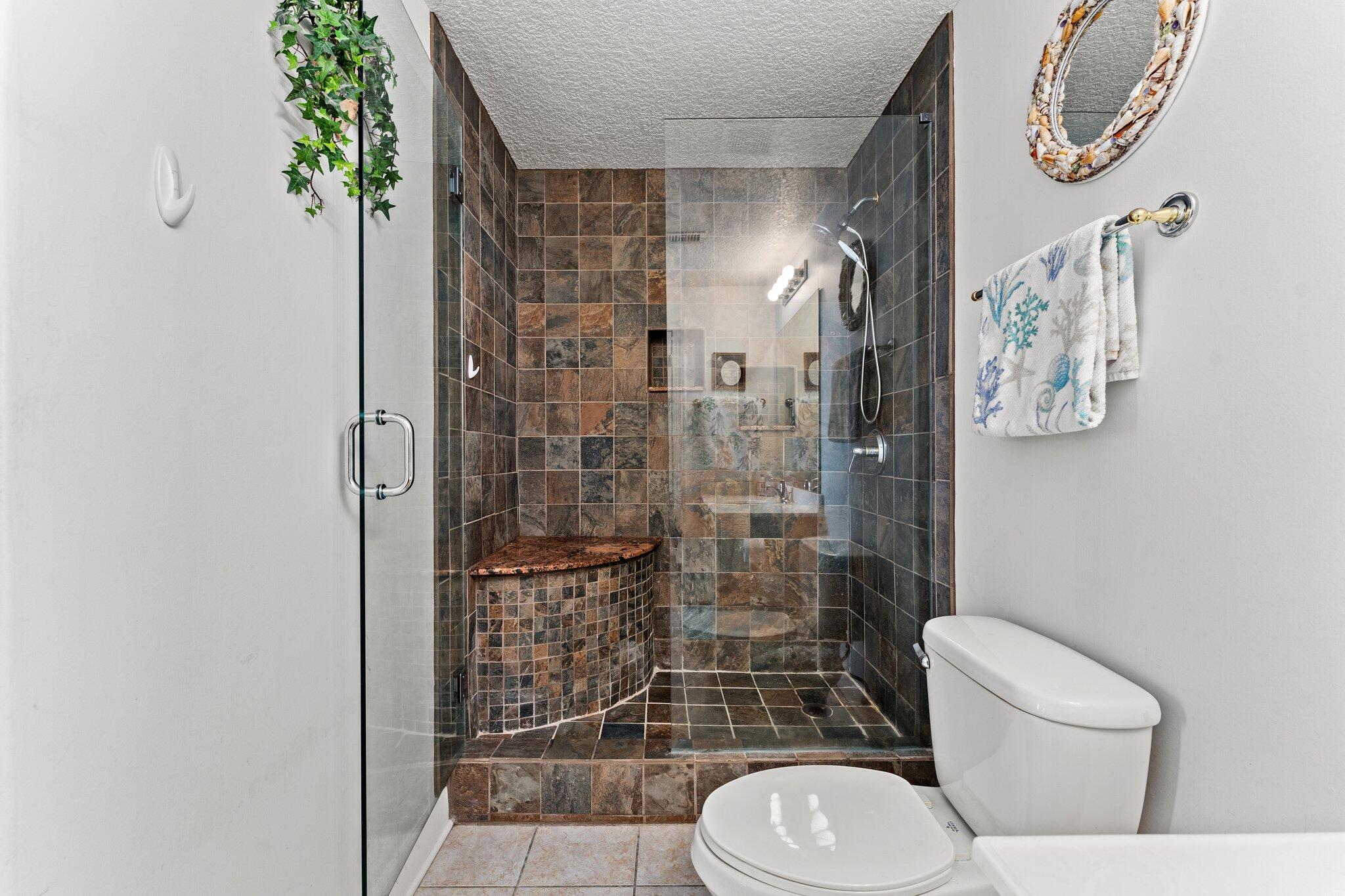 TROPIC WINDS - Residential