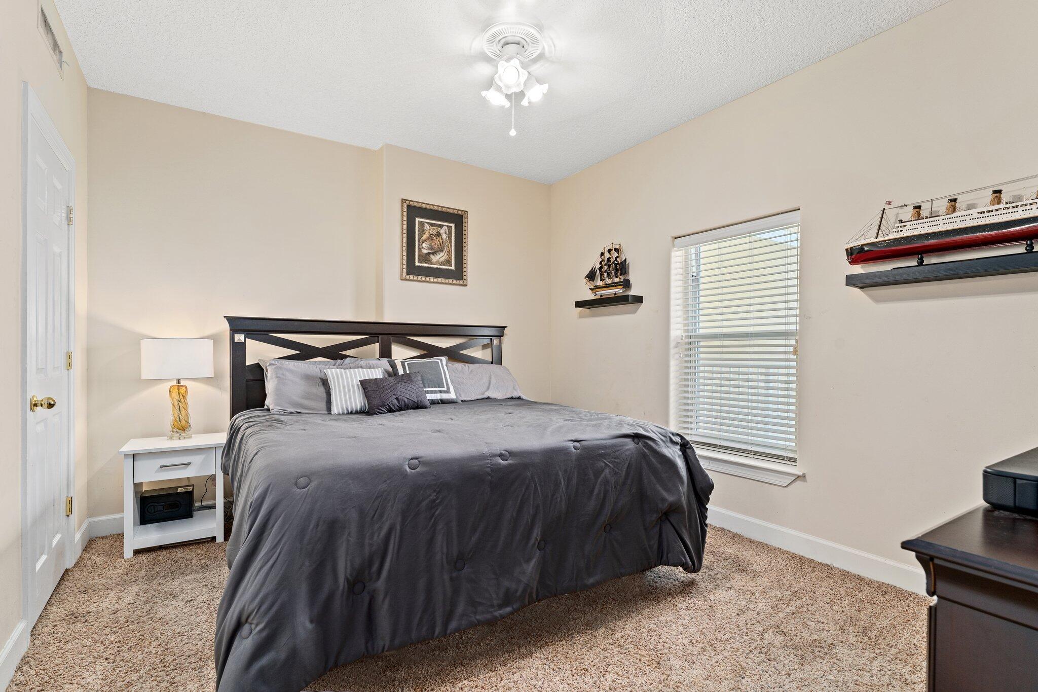 TROPIC WINDS - Residential