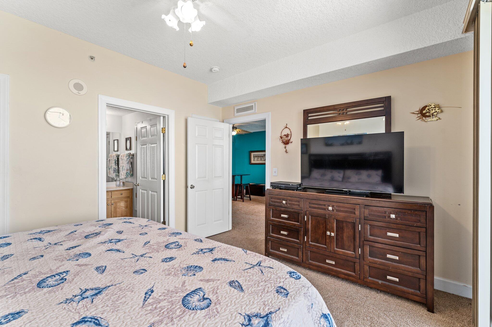 TROPIC WINDS - Residential