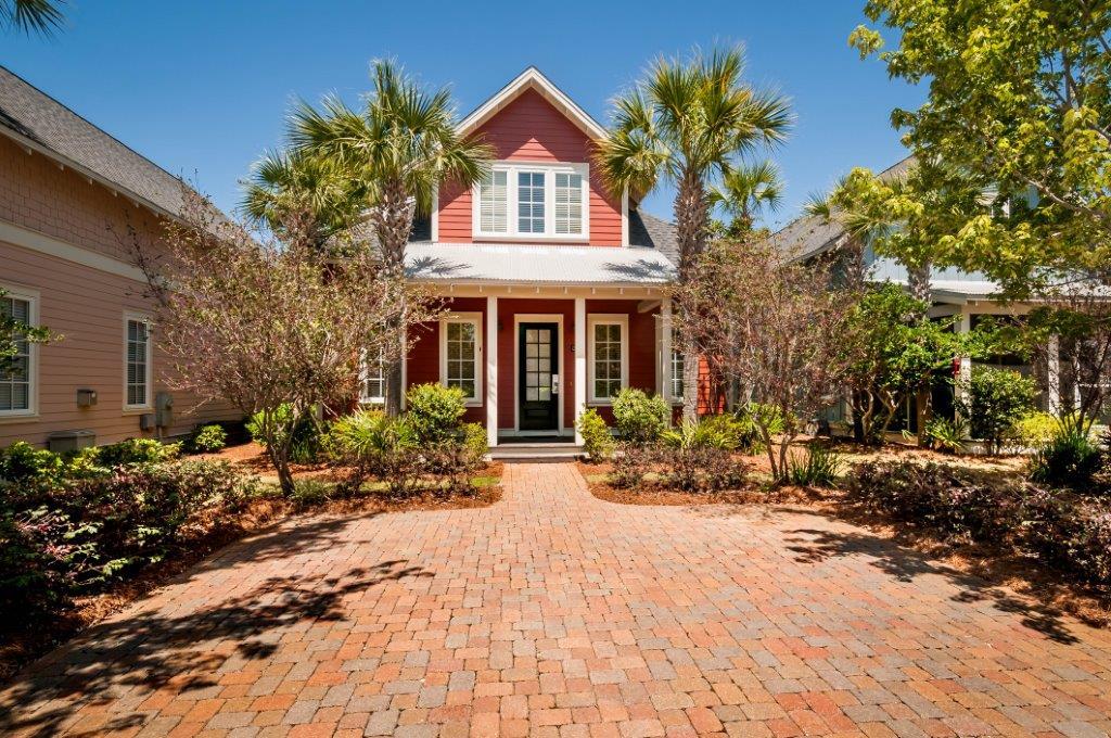 BUNGALOS AT SANDESTIN - Residential