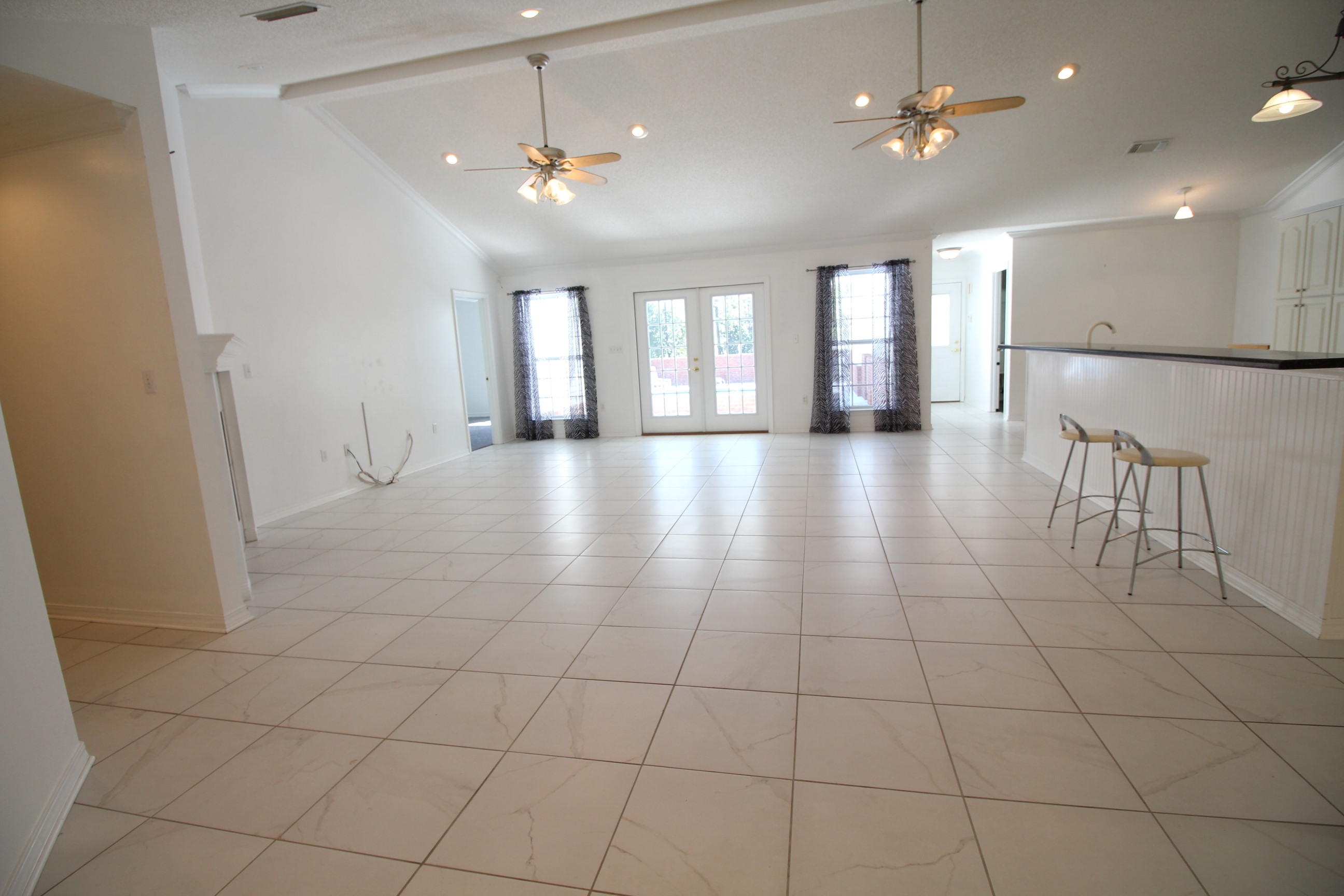 HILLTOP ACRES - Residential