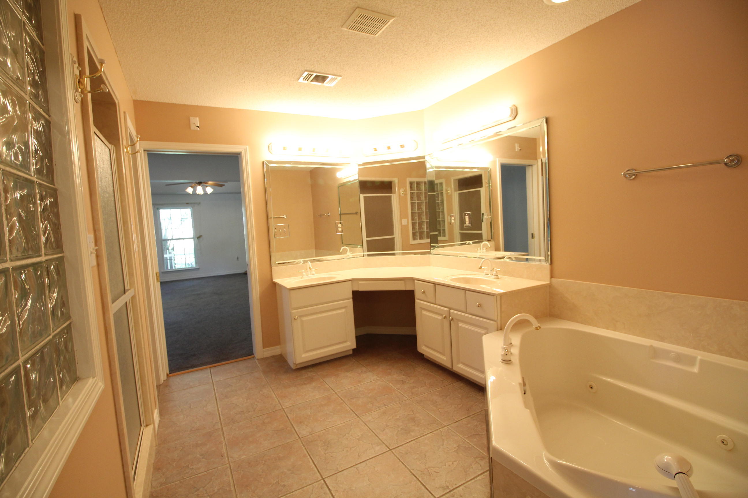 HILLTOP ACRES - Residential