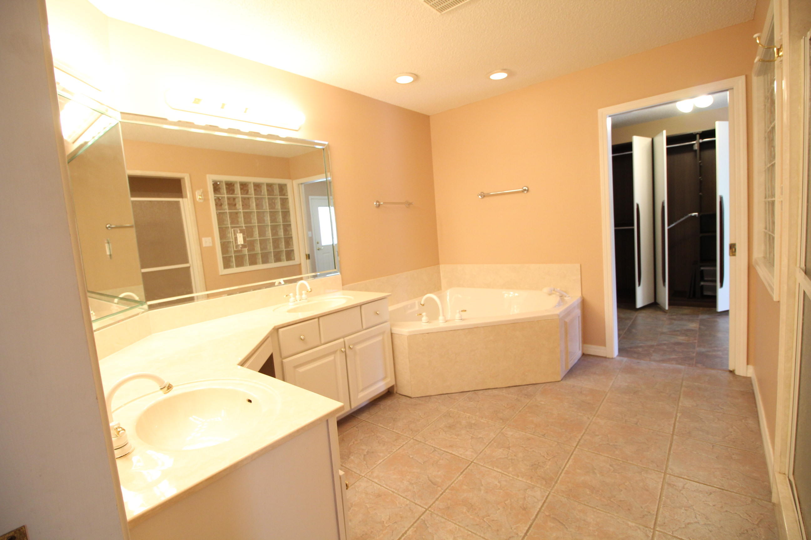 HILLTOP ACRES - Residential