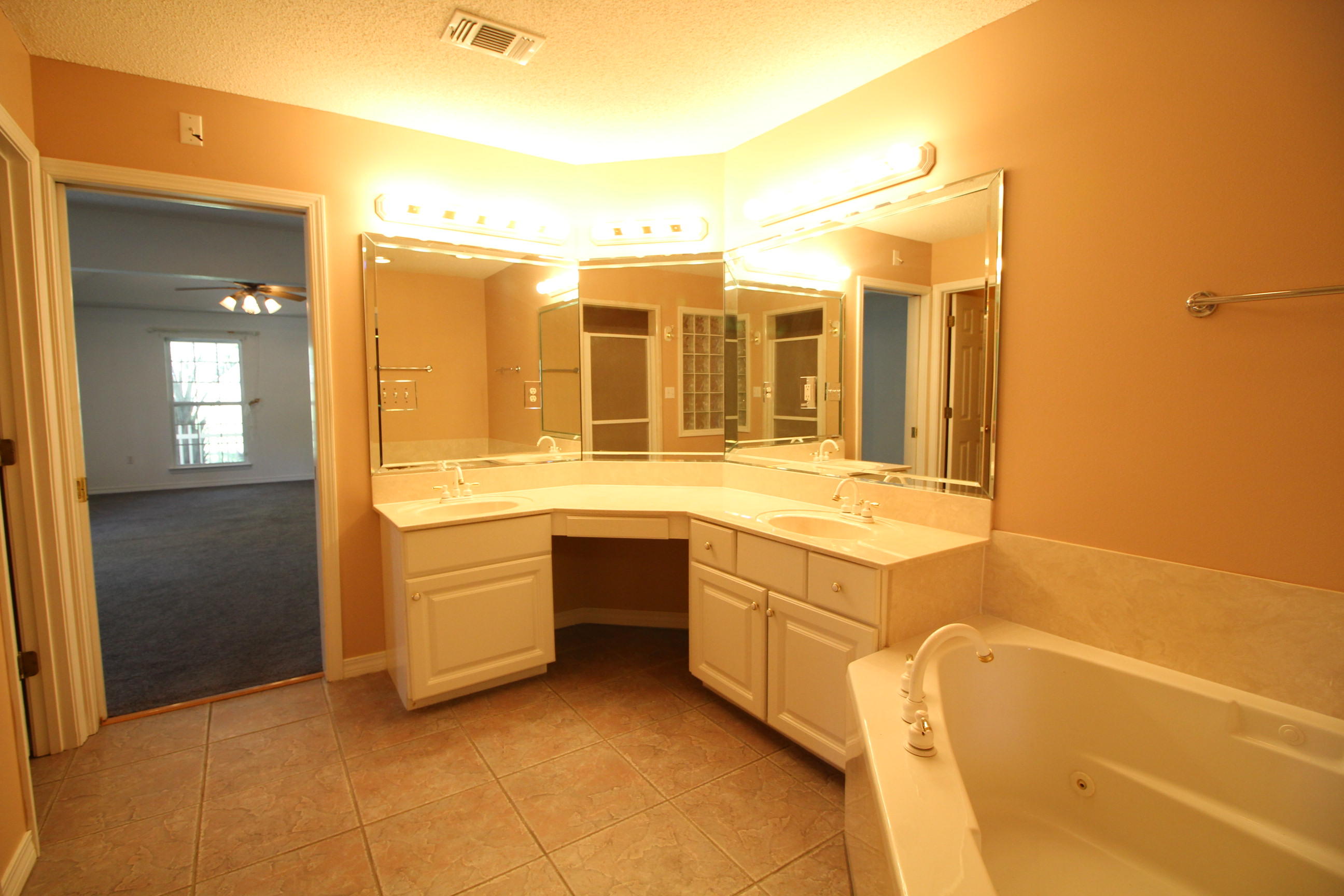 HILLTOP ACRES - Residential