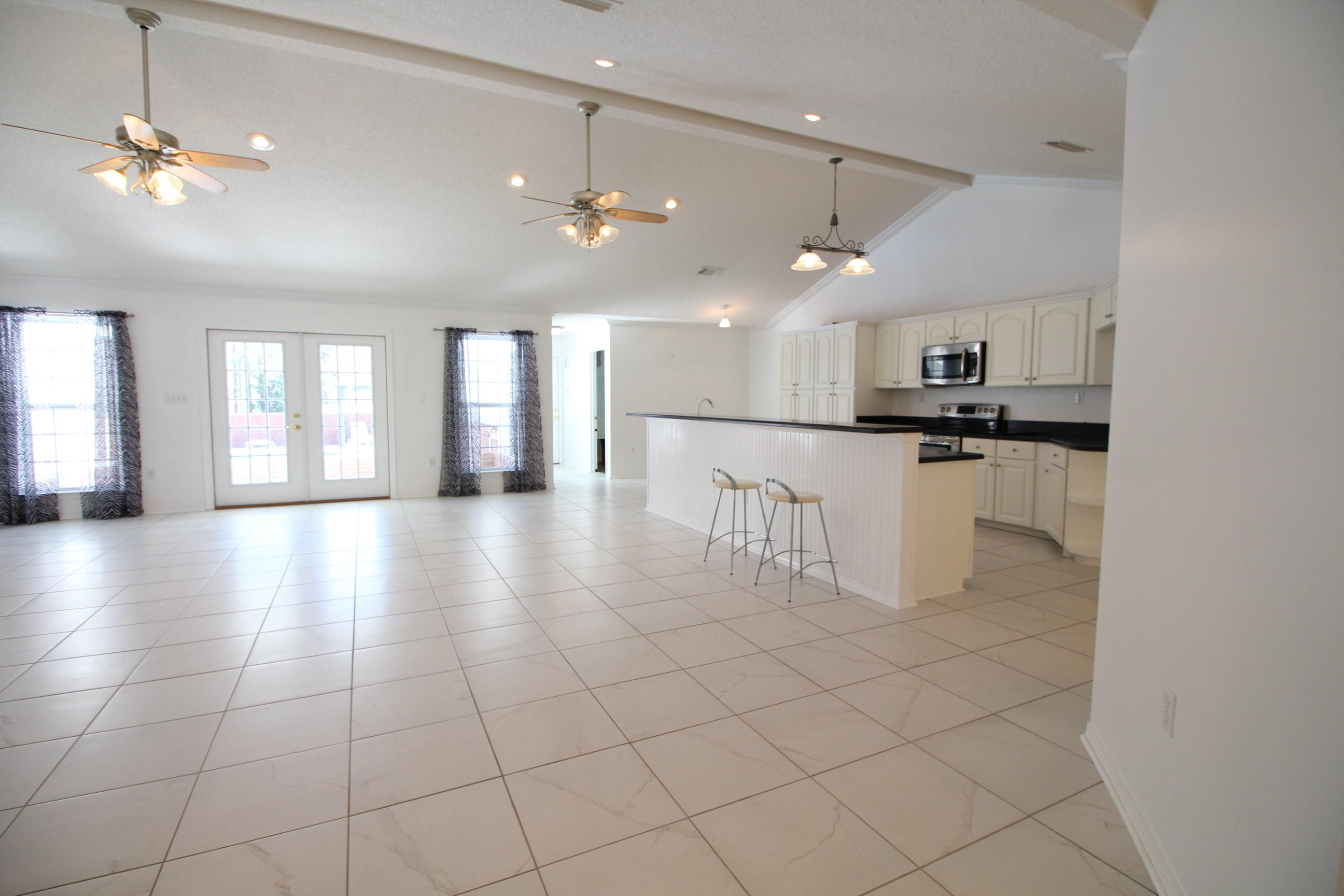 HILLTOP ACRES - Residential