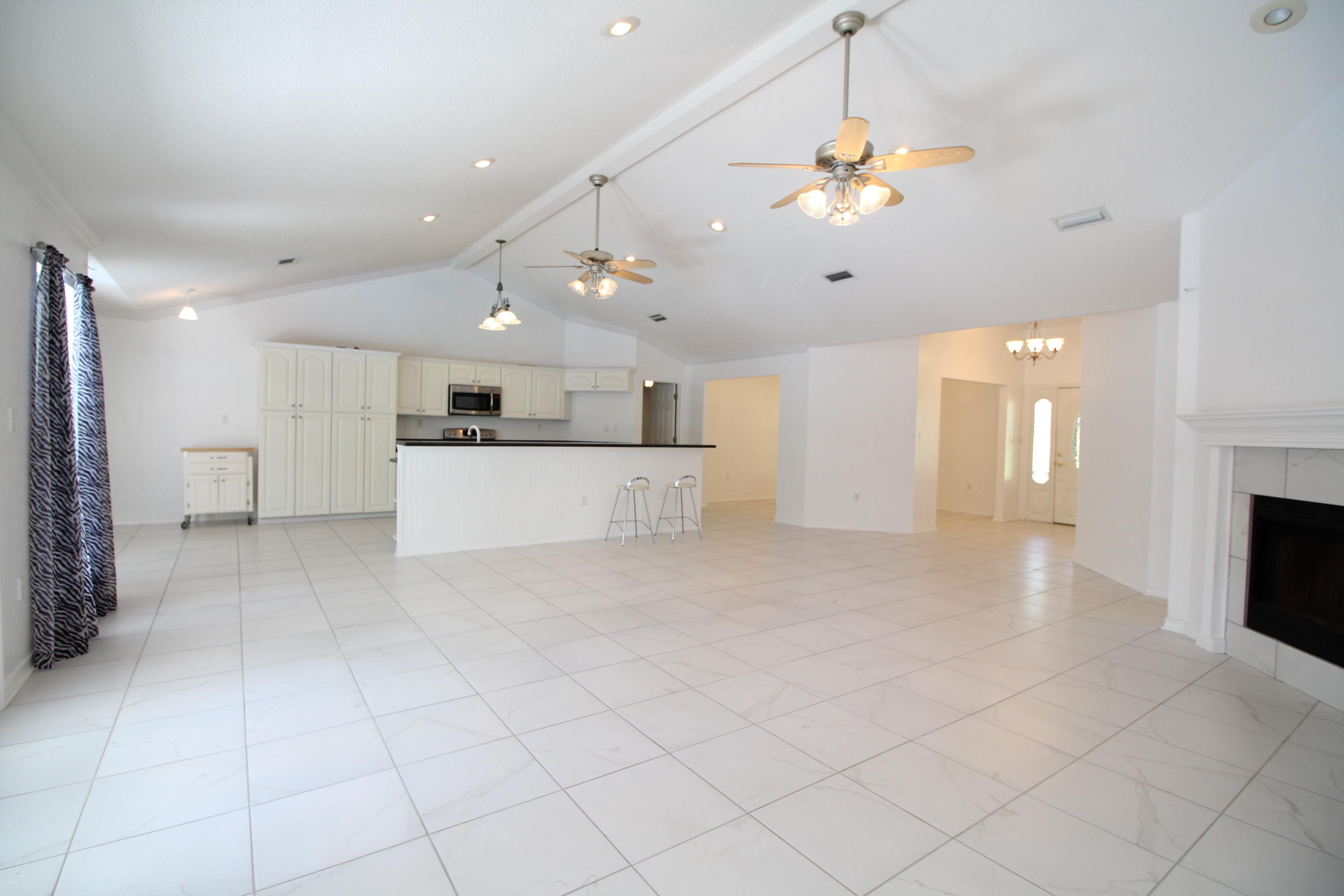 HILLTOP ACRES - Residential