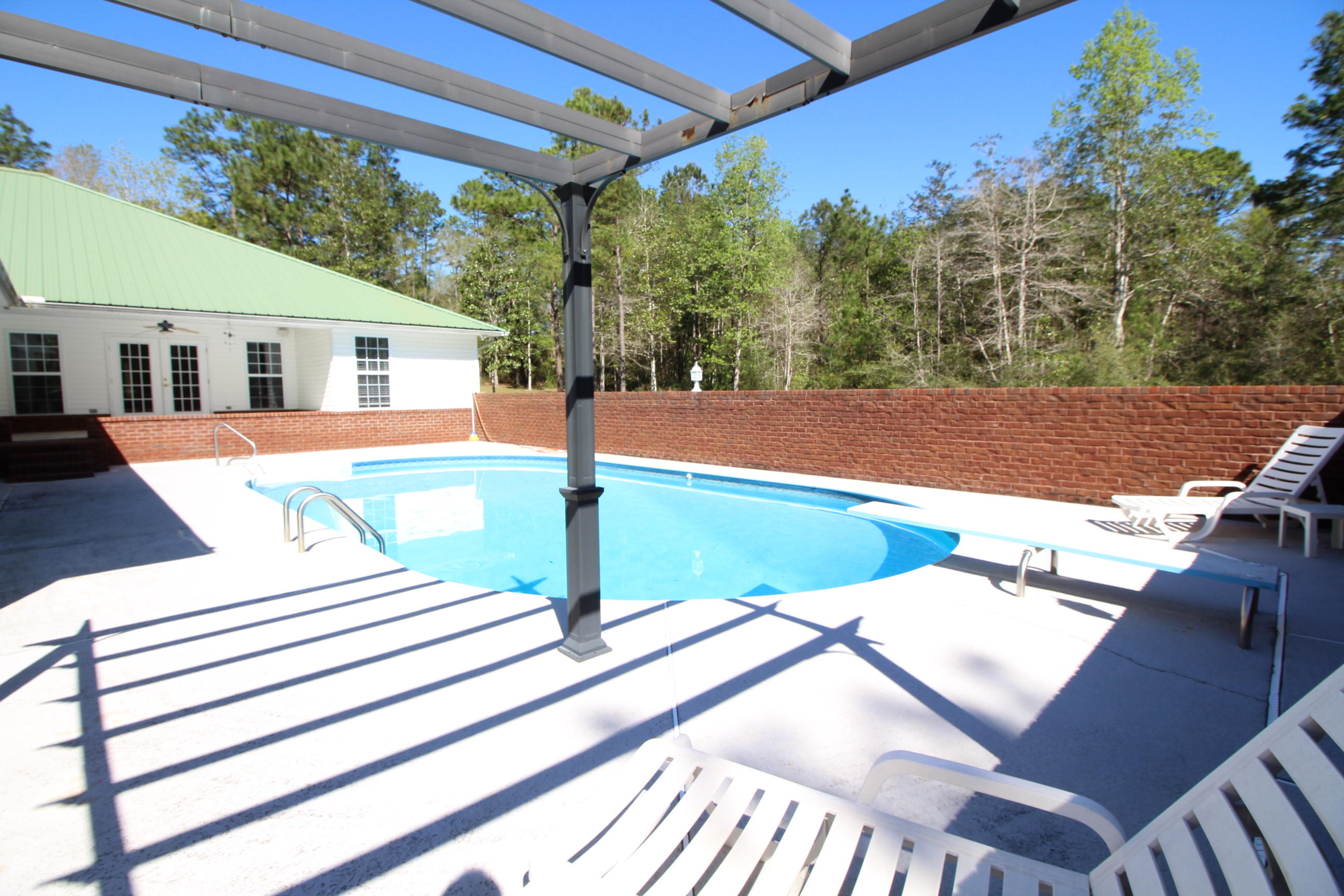 HILLTOP ACRES - Residential