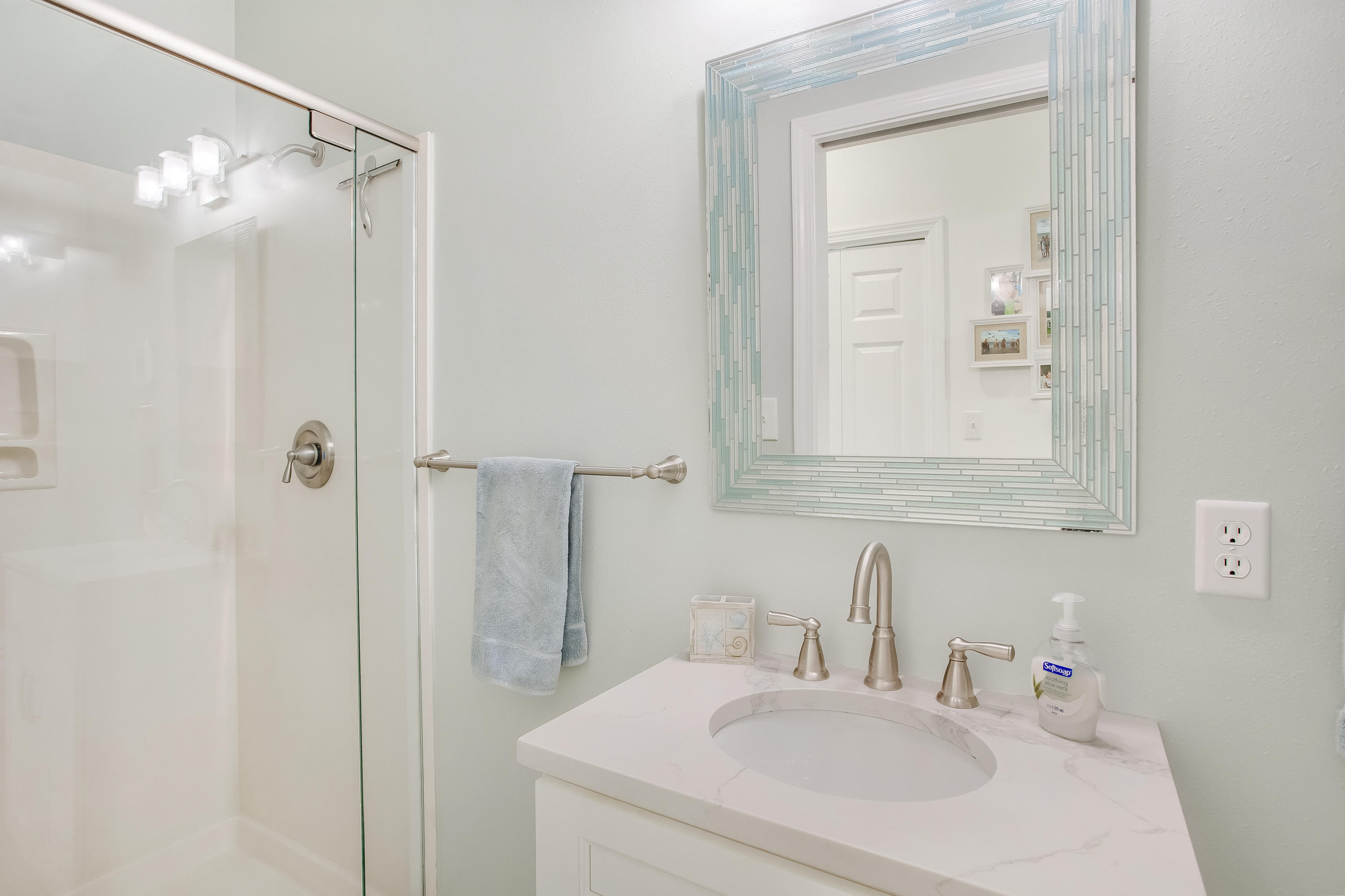 SPYGLASS T/H - Residential