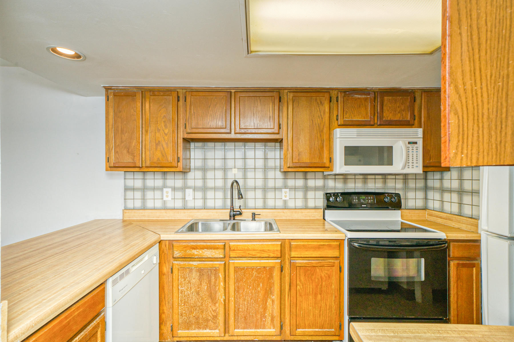 PINE RIDGE TRACE RE/SUB - Residential