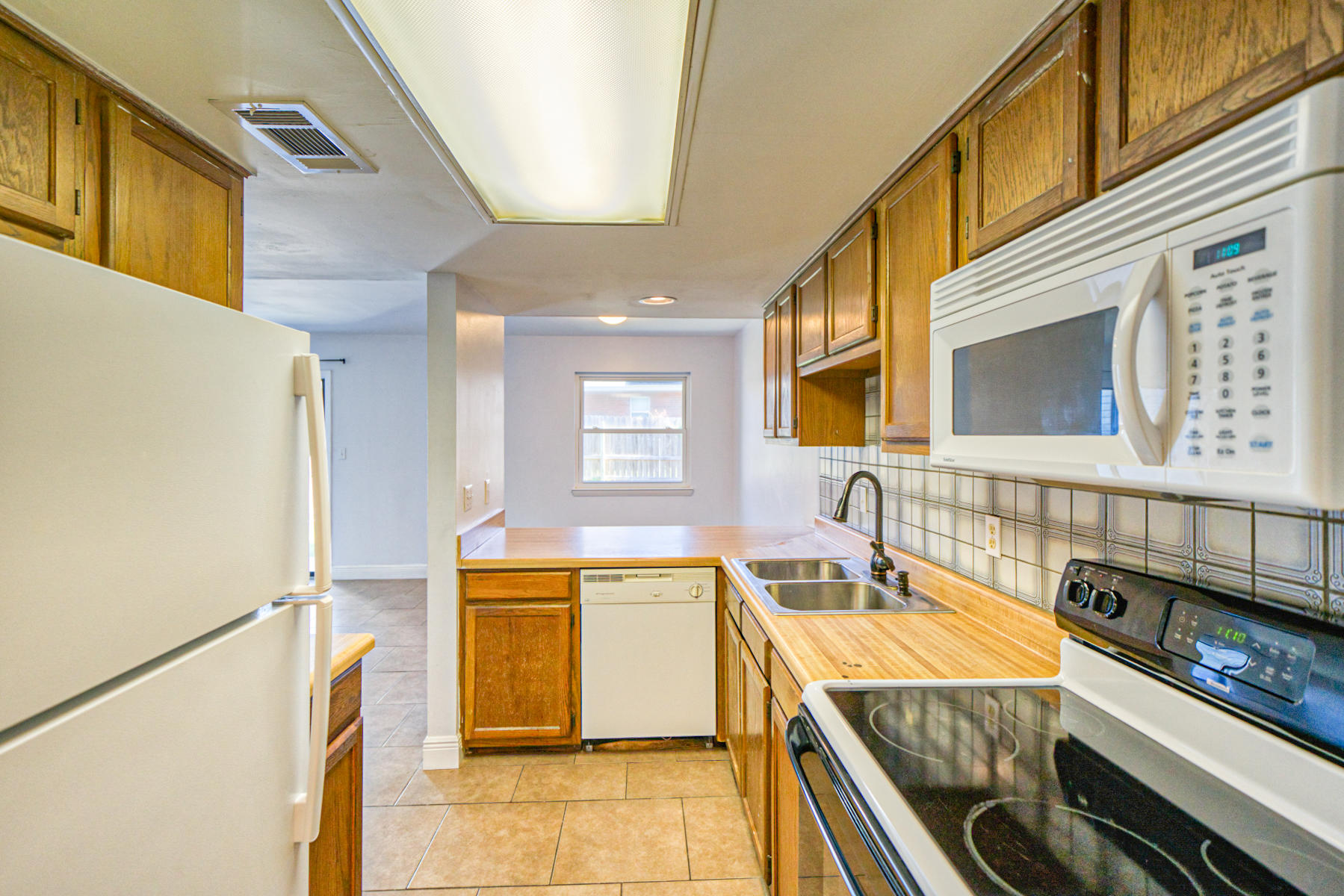 PINE RIDGE TRACE RE/SUB - Residential