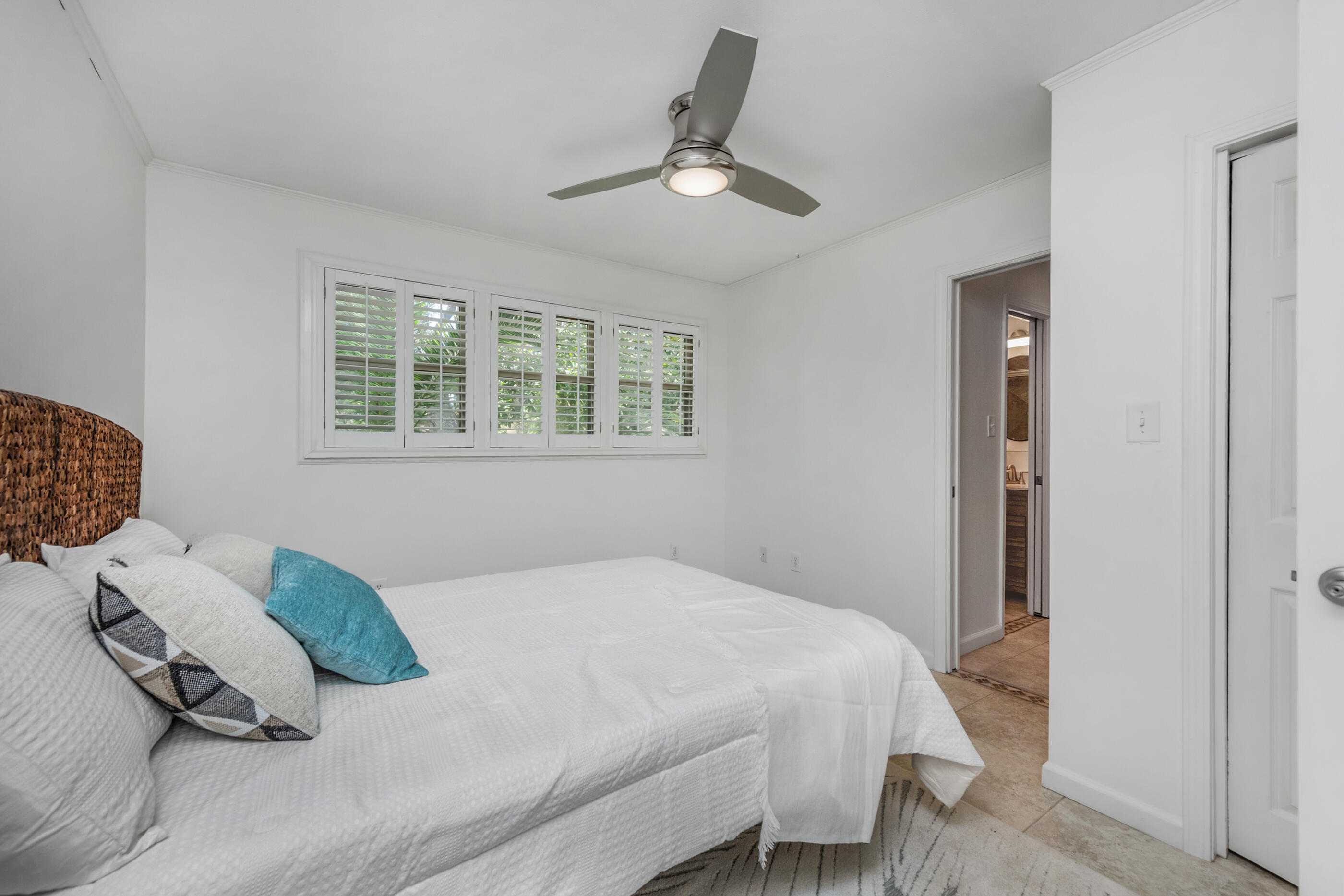 LAKE LORRAINE ESTATES - Residential