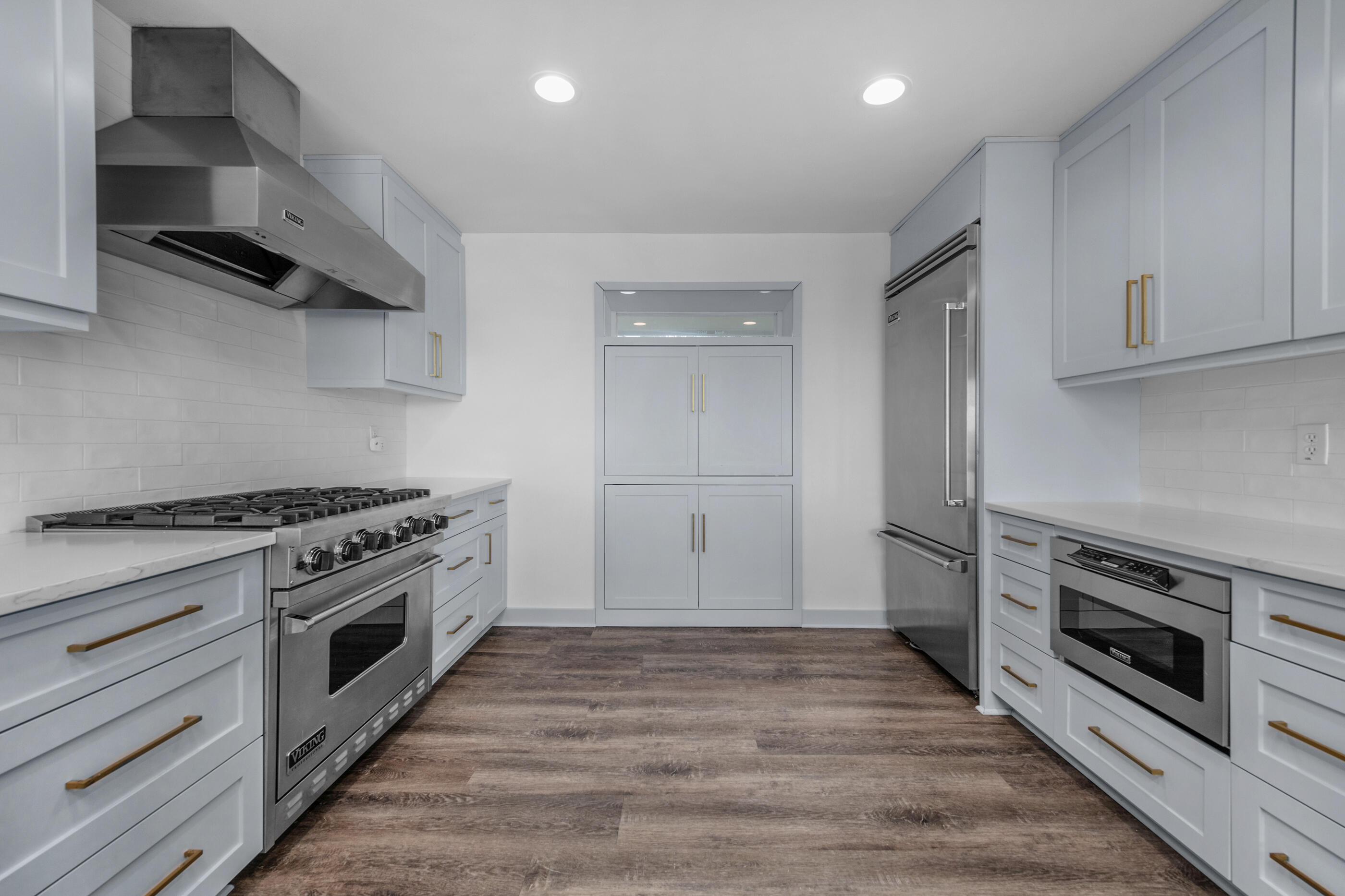 LAKE LORRAINE ESTATES - Residential