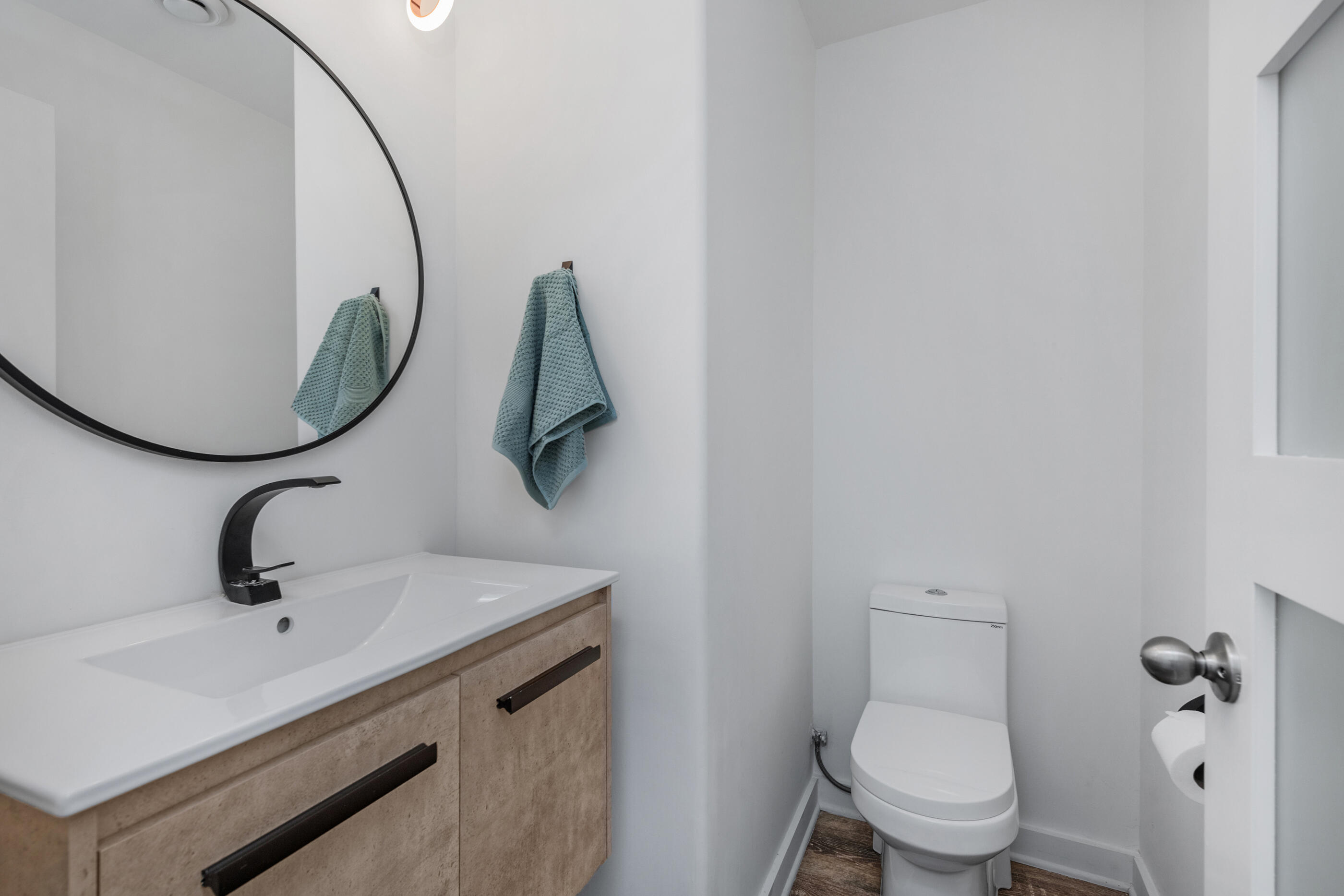 LAKE LORRAINE ESTATES - Residential