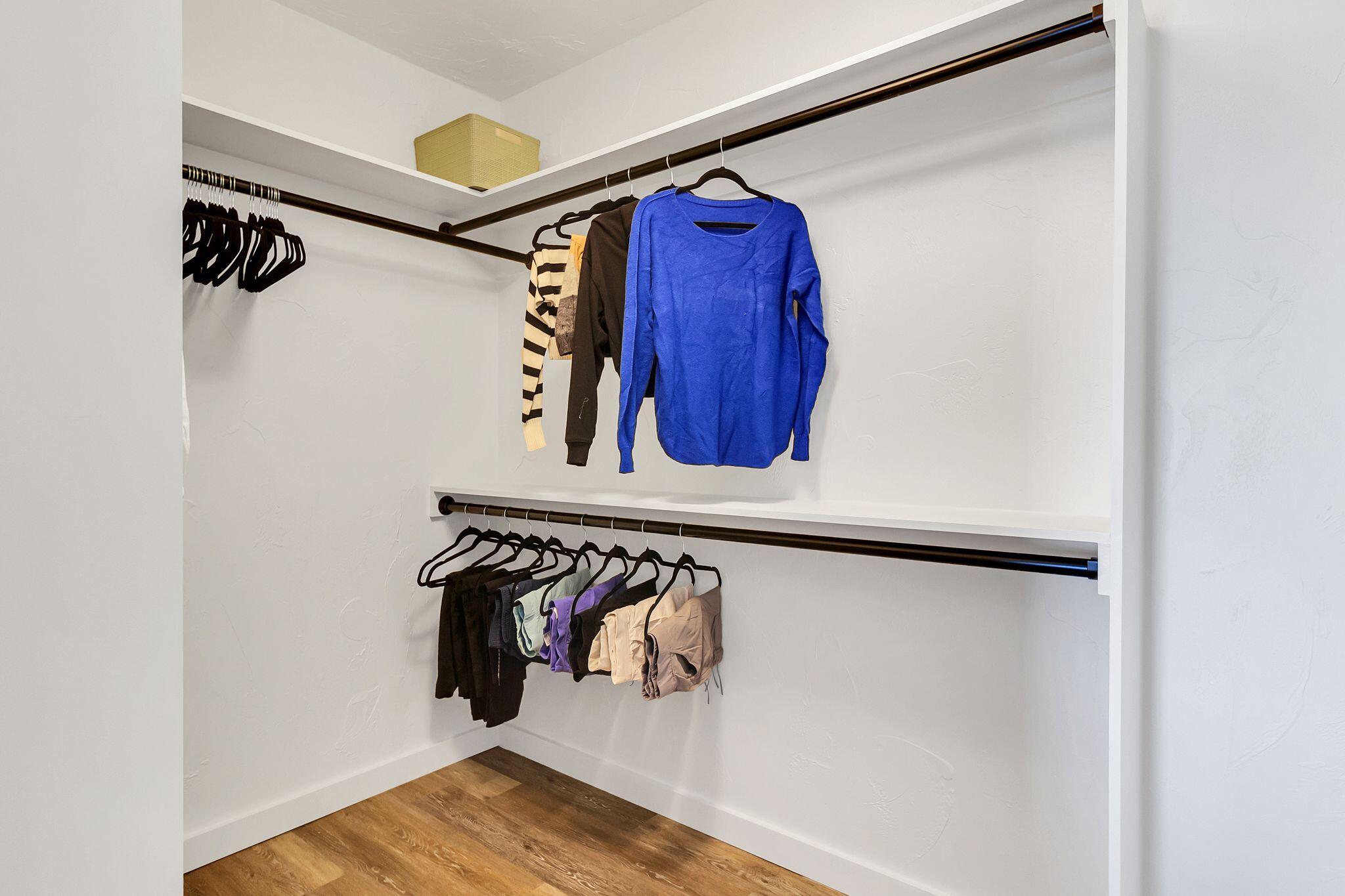 LAKE LORRAINE ESTATES - Residential