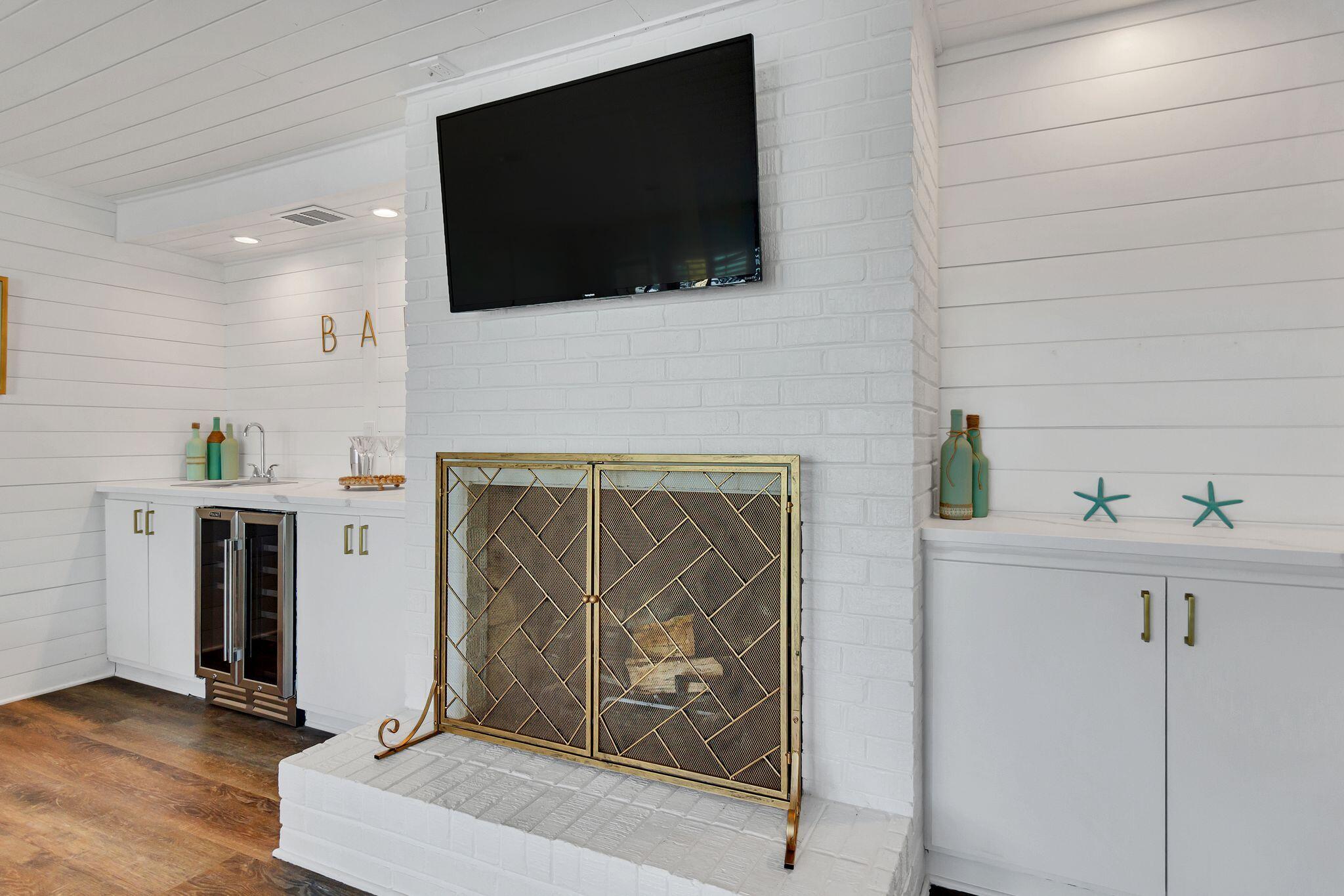 LAKE LORRAINE ESTATES - Residential