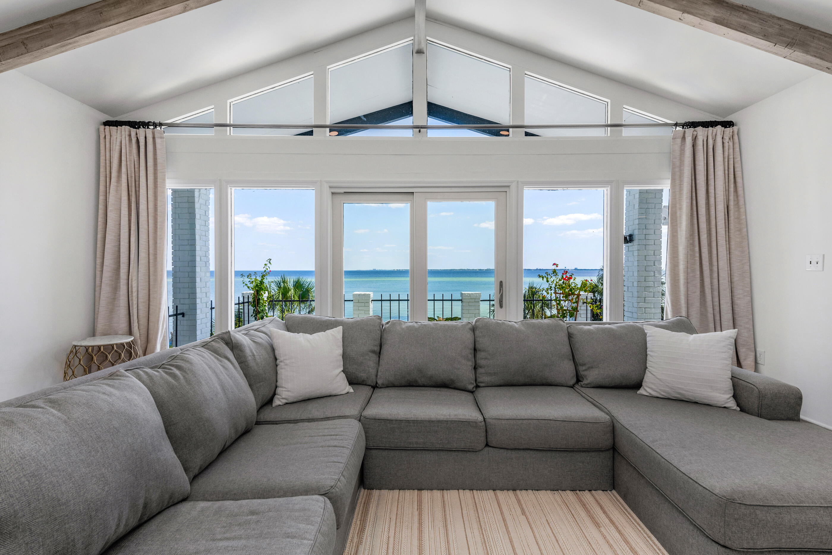 LAKE LORRAINE ESTATES - Residential