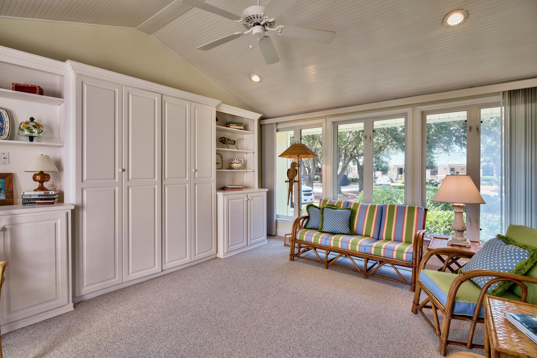 BAYOU VILLAGE CONDO PH 2 - Residential