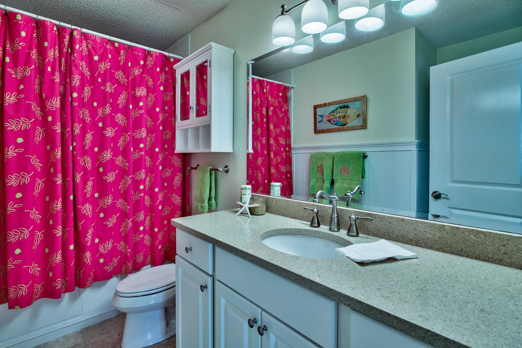 BAYOU VILLAGE CONDO PH 2 - Residential