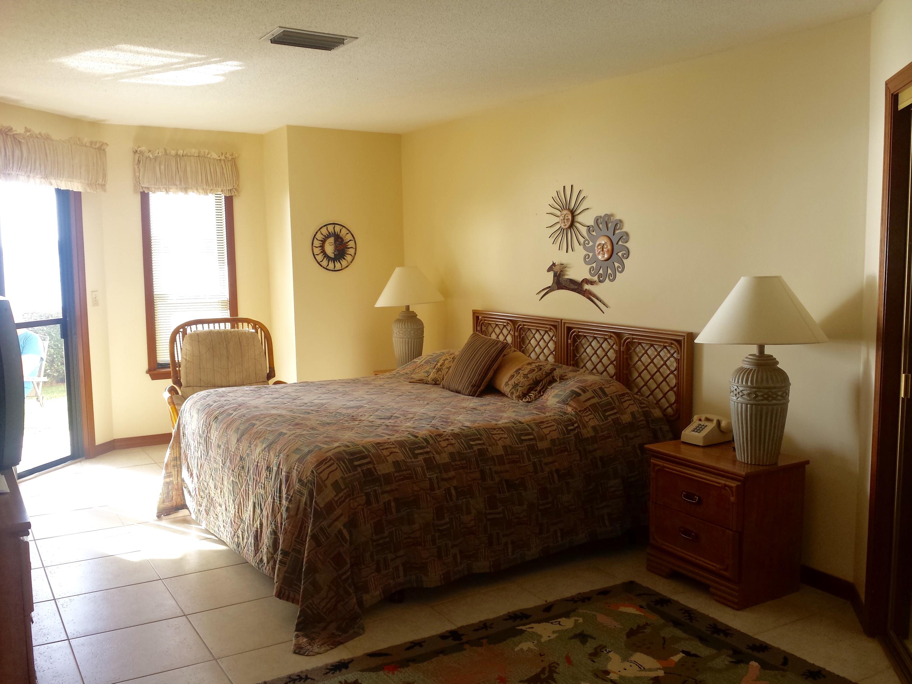 BAYSIDE VILLAS CONDOS - Residential