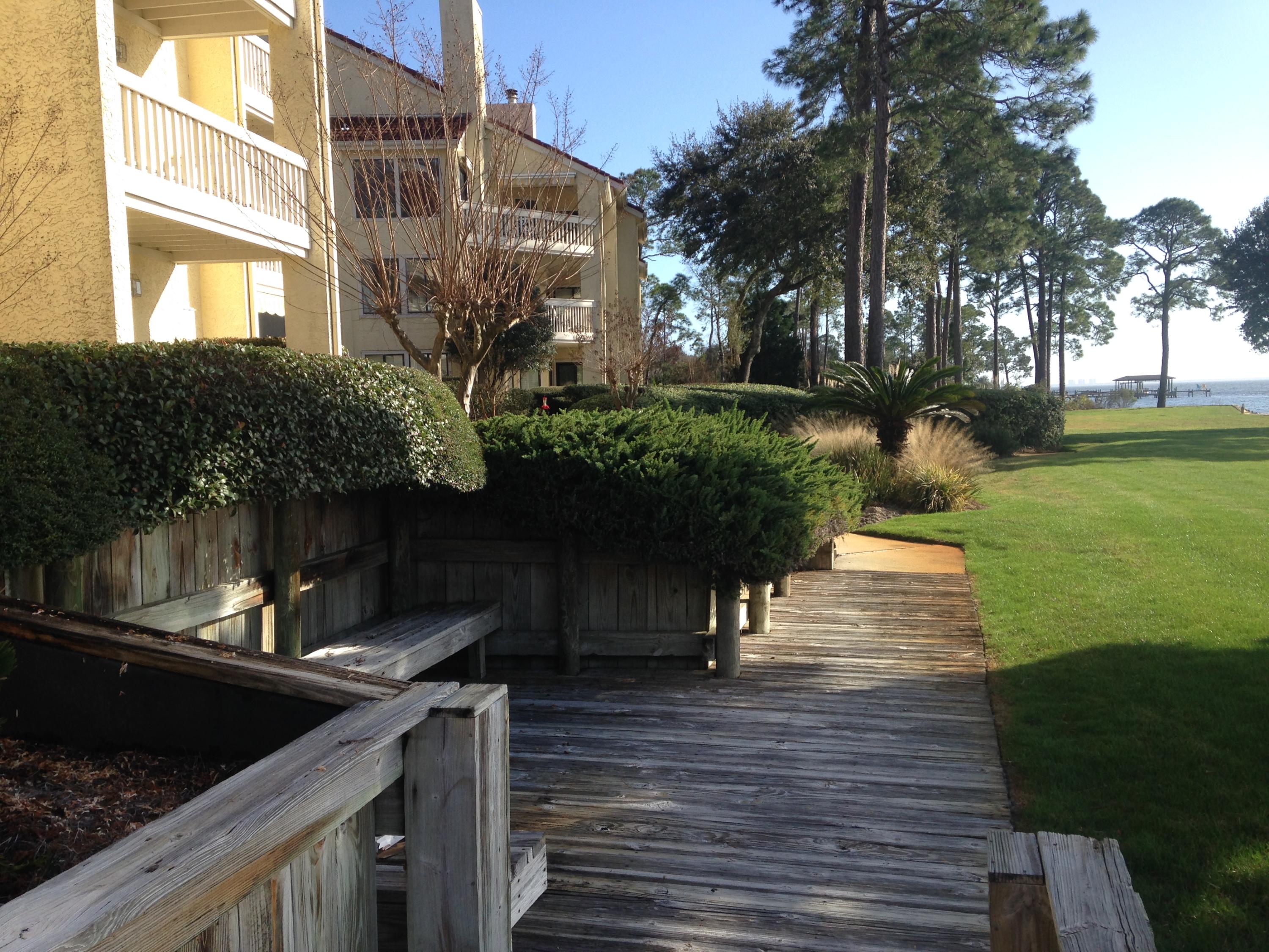 BAYSIDE VILLAS CONDOS - Residential