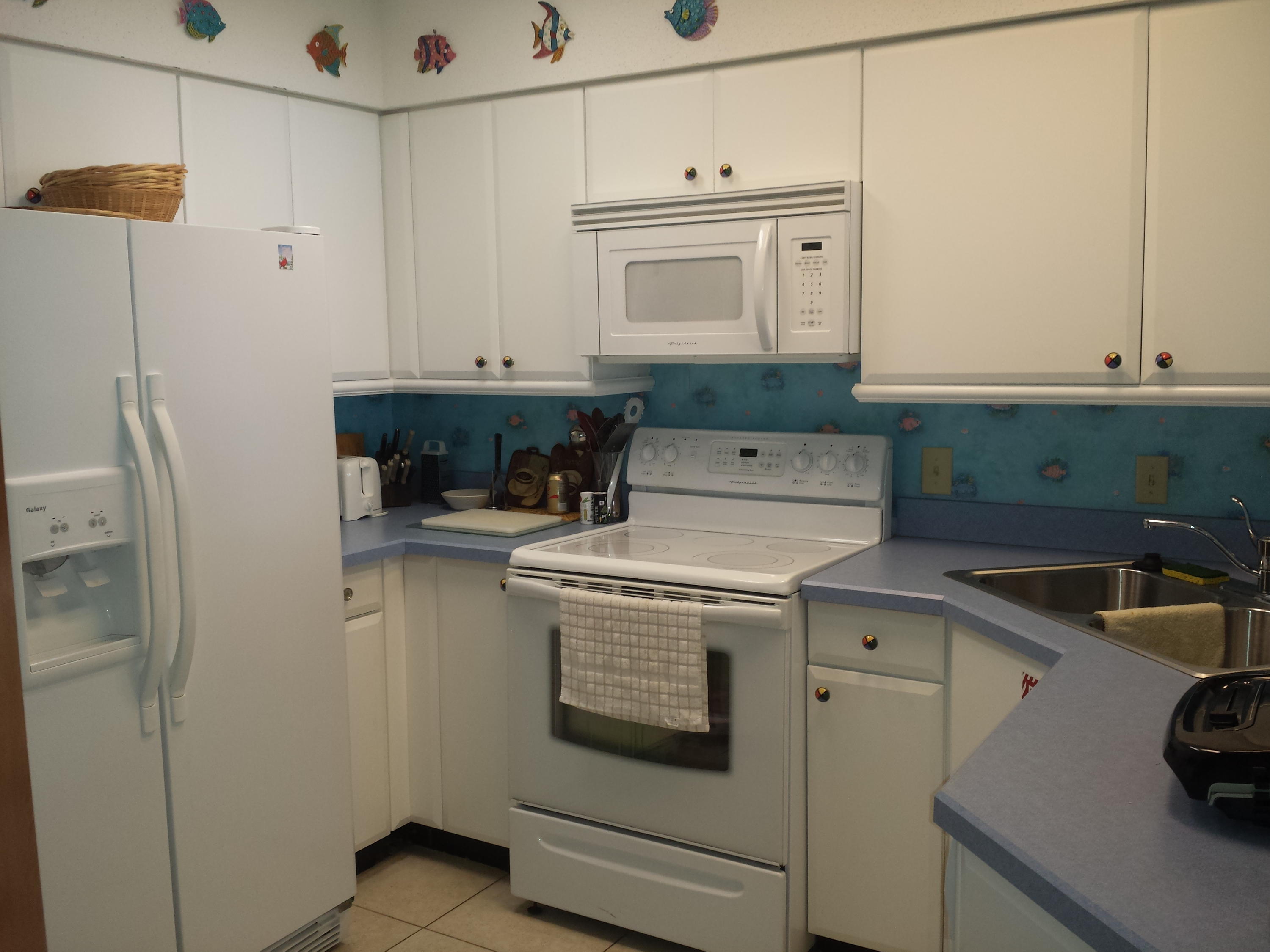 BAYSIDE VILLAS CONDOS - Residential